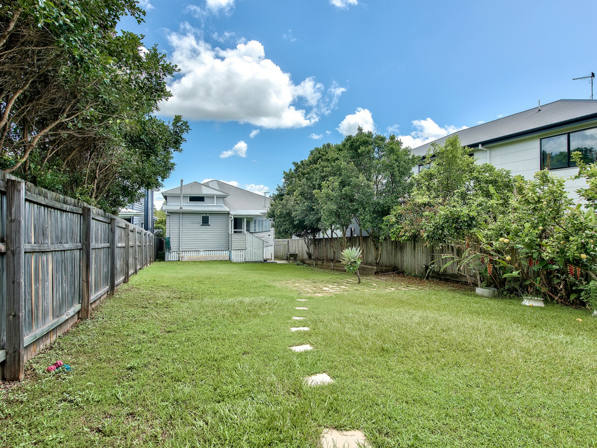 17 Wade Street — photo 6 of 15