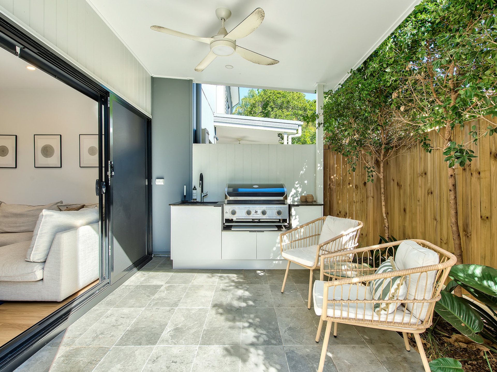 2/23 Alicia Street — photo 2 of 11