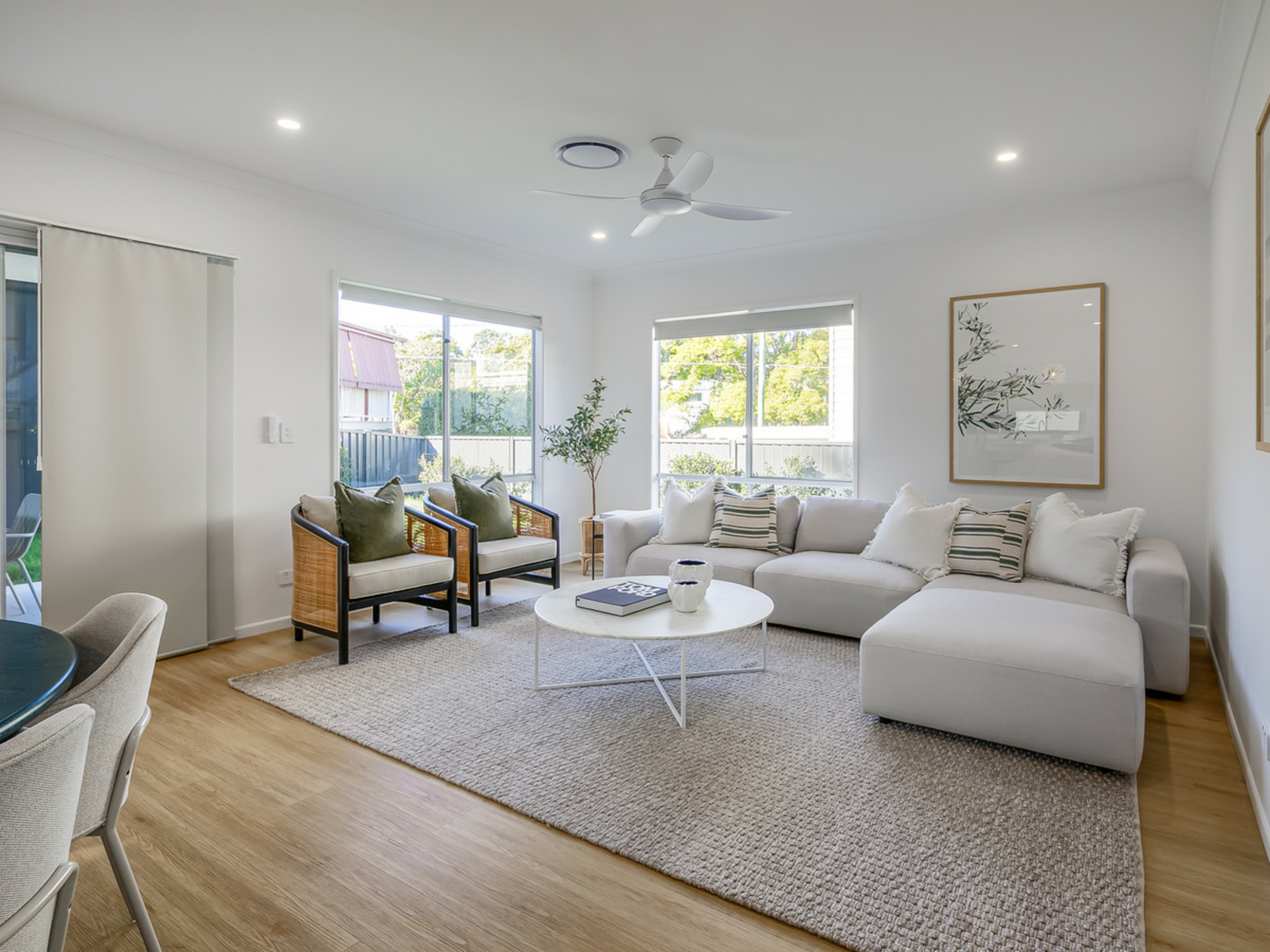 35 Farrant Street — photo 2 of 14