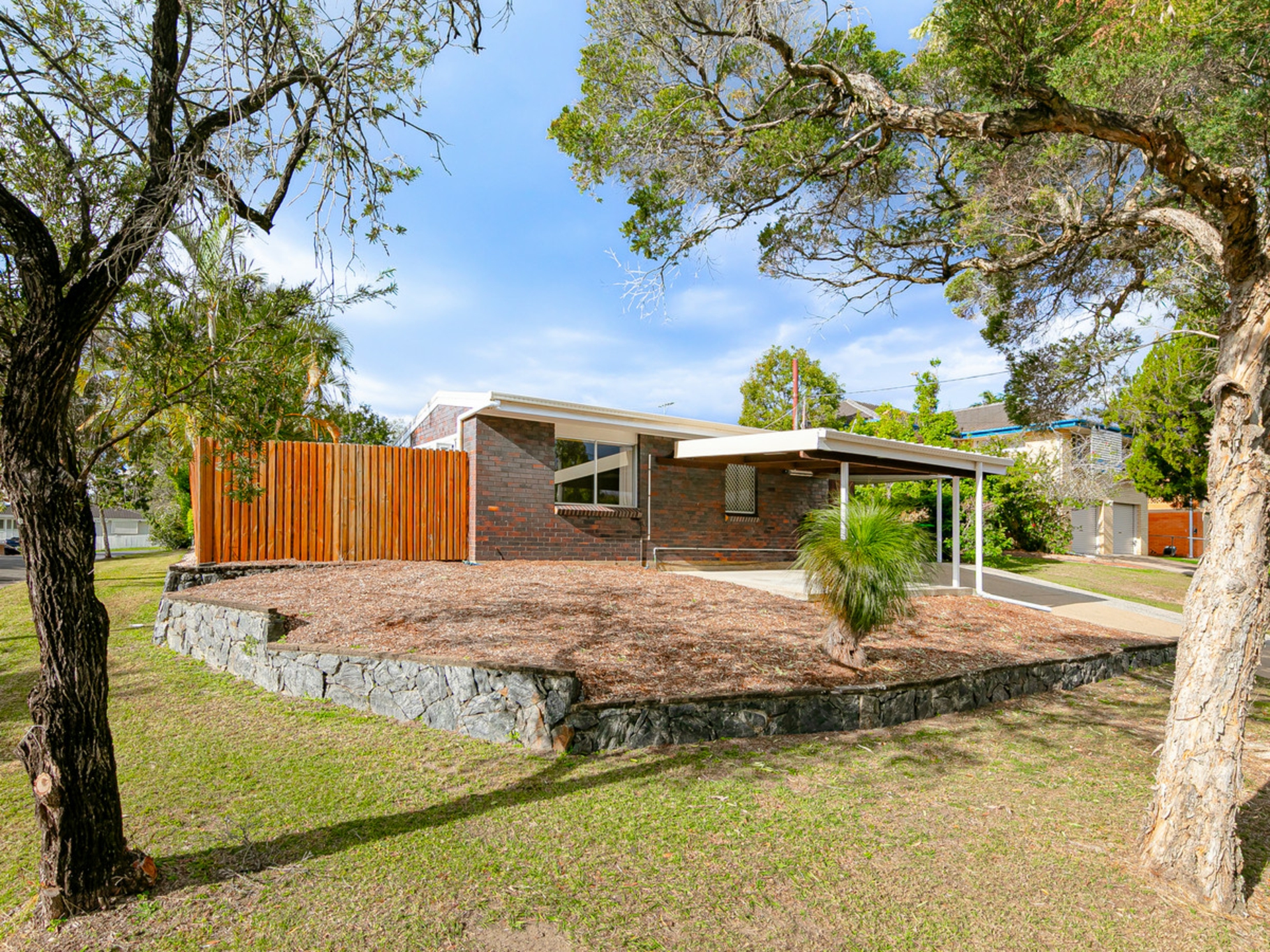 31 Chaplin Street — photo 13 of 13