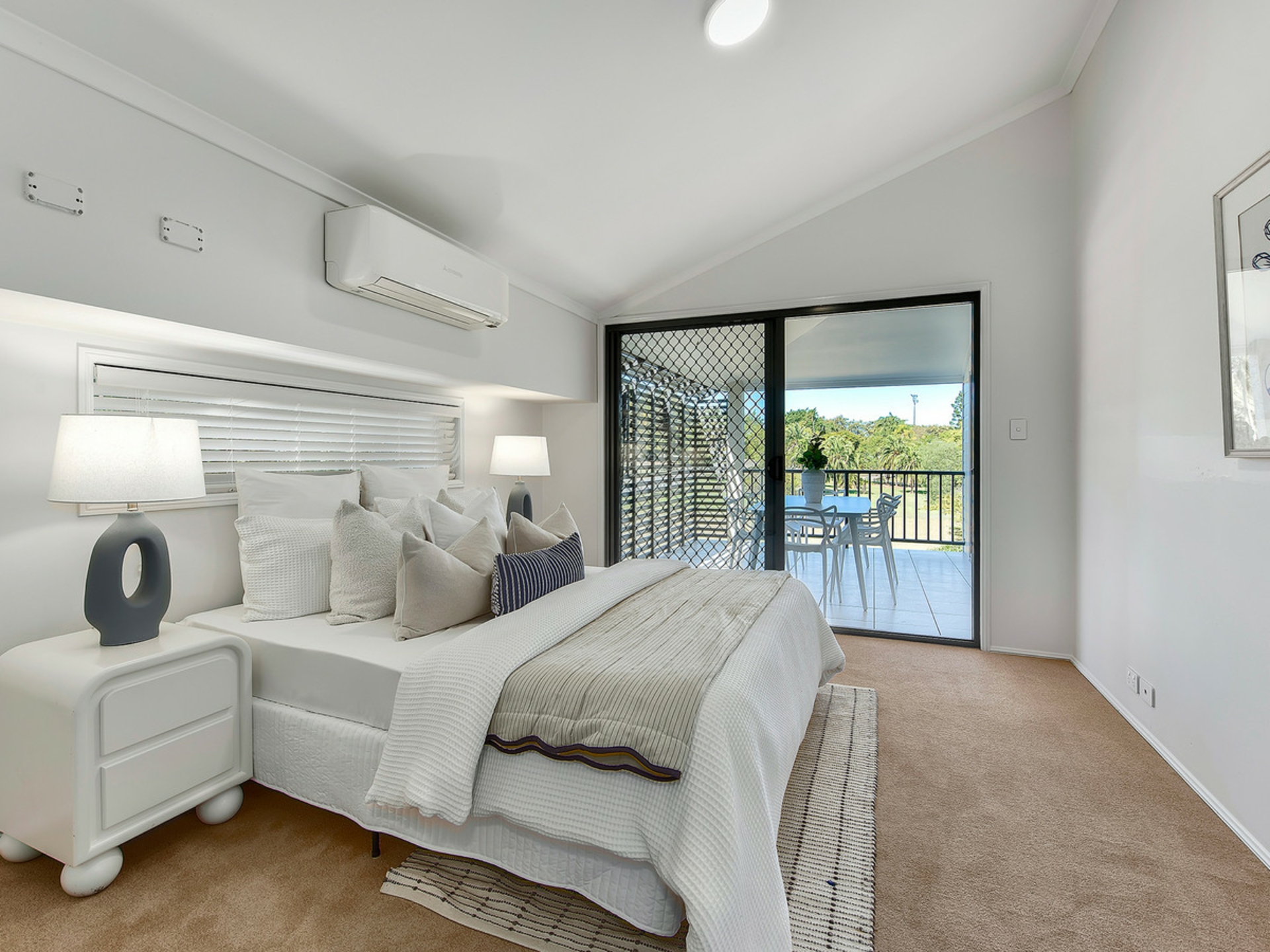 5/60 Villa Street — photo 6 of 13