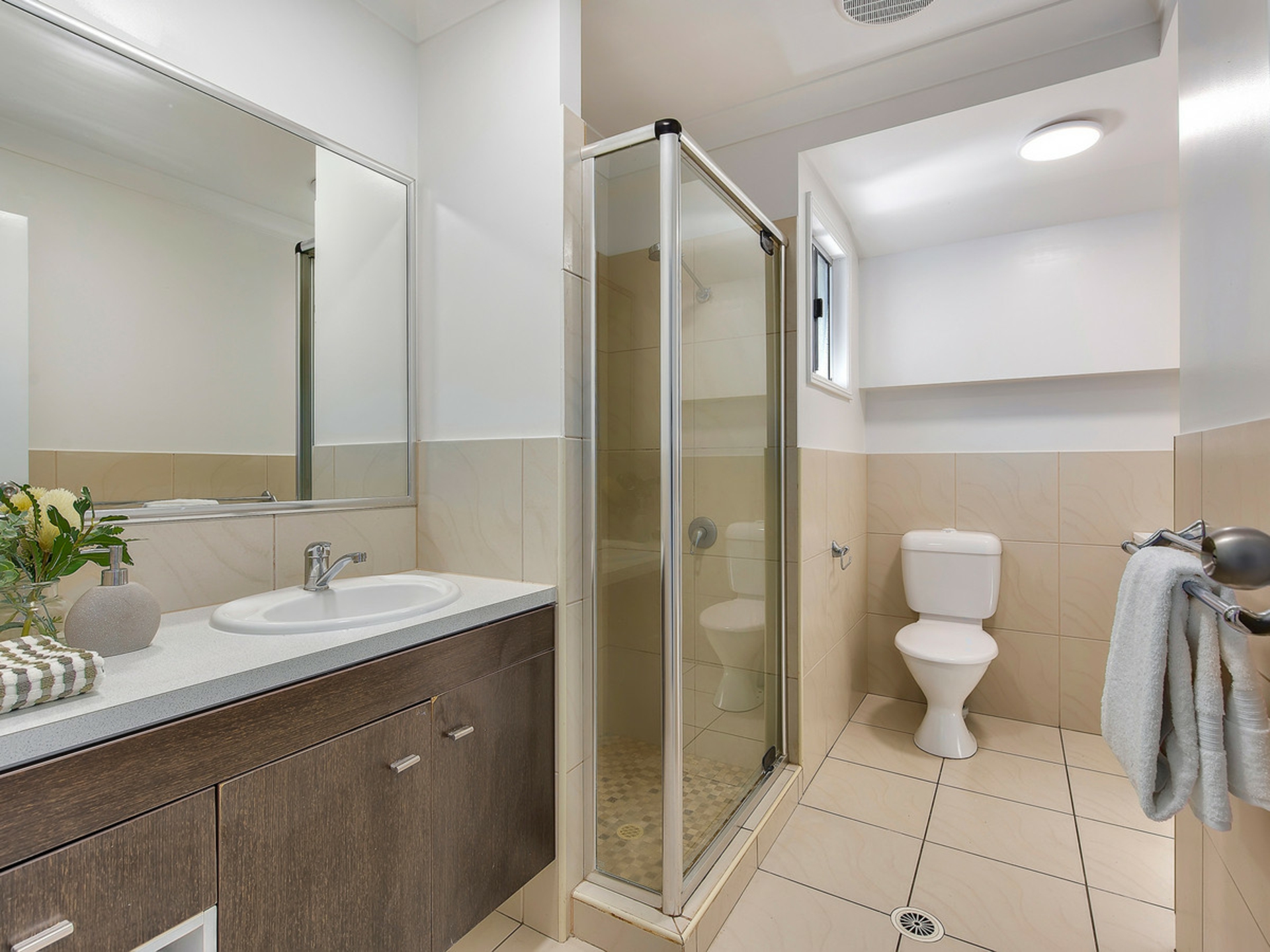 5/60 Villa Street — photo 8 of 13