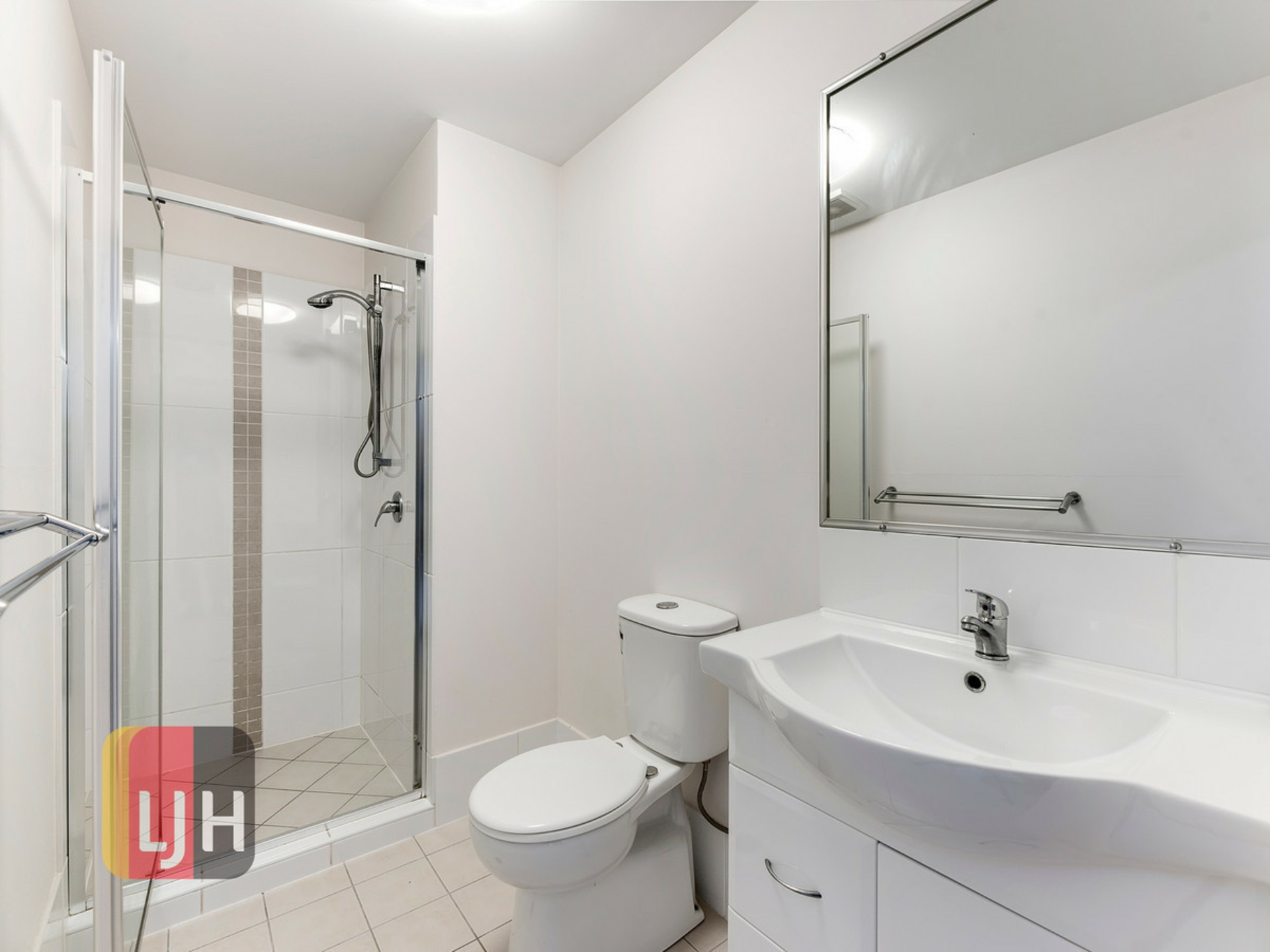 2/3 Jesson Street — photo 5 of 10