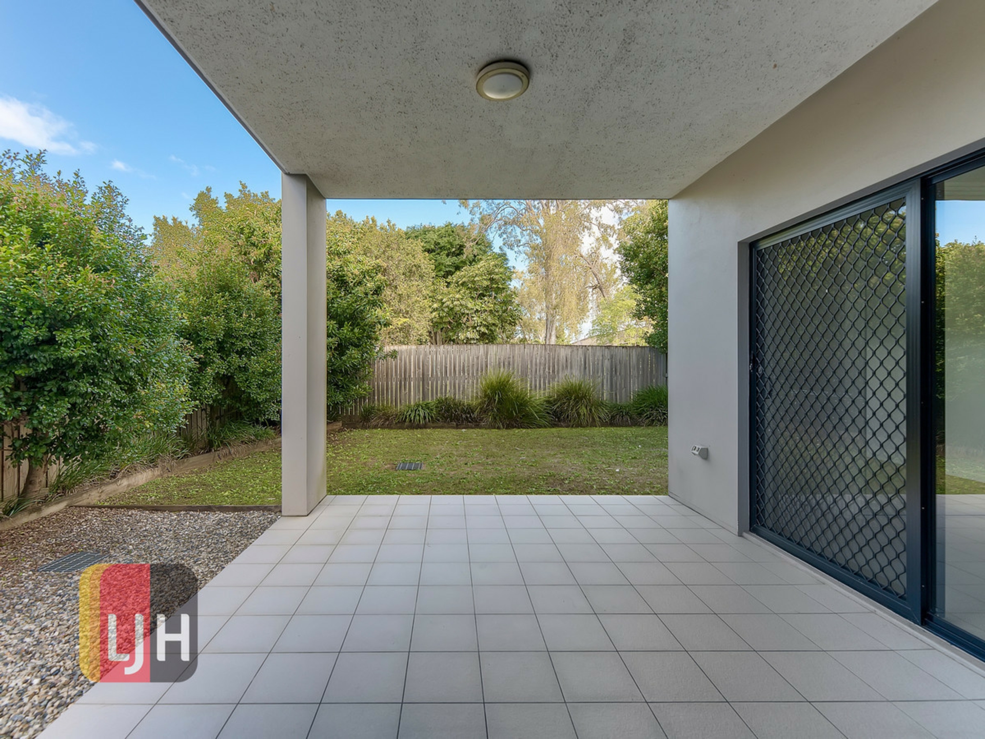 2/3 Jesson Street — photo 9 of 10
