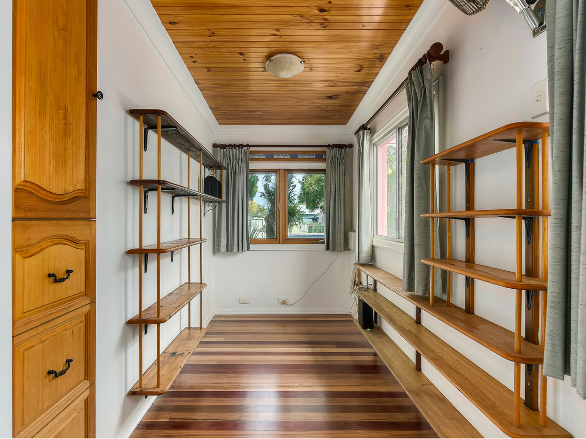 62 Wondall Road — photo 10 of 14