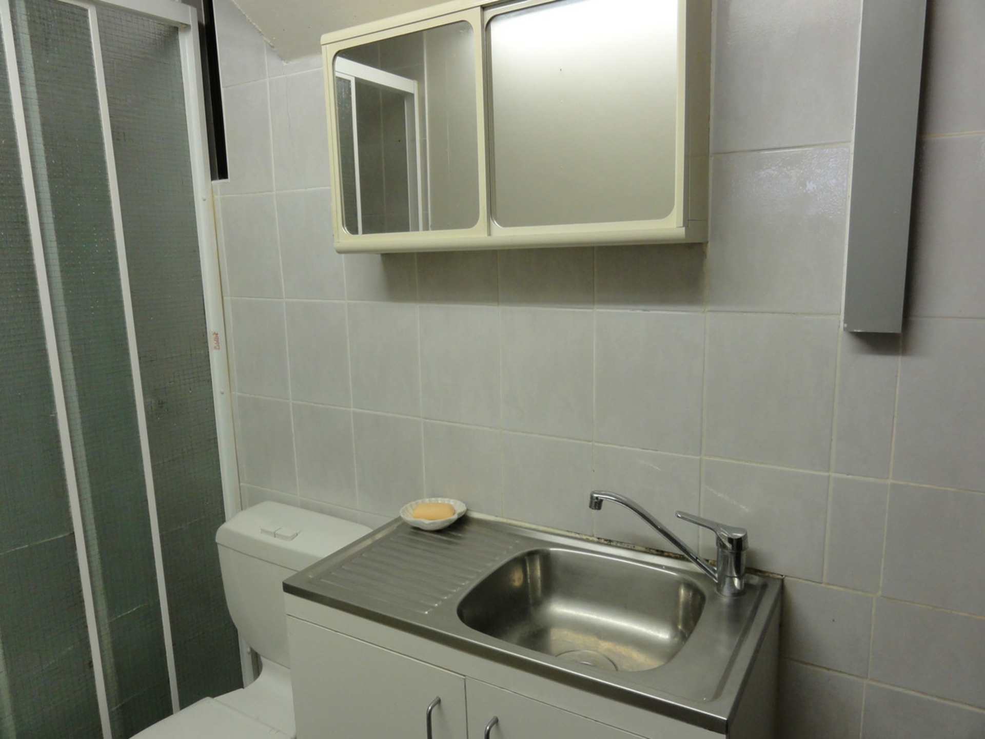 8/108 Leckie Road — photo 6 of 6