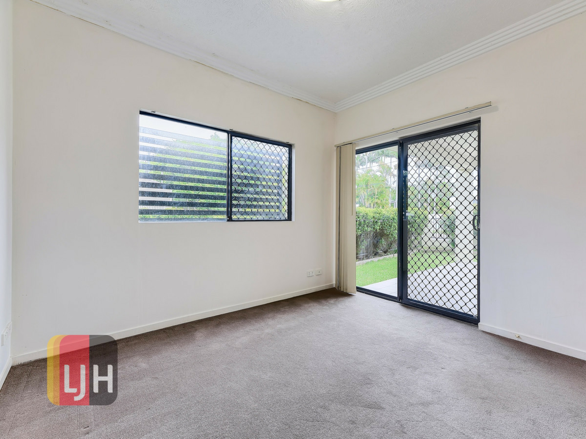 1/76 Gillies Street — photo 6 of 10
