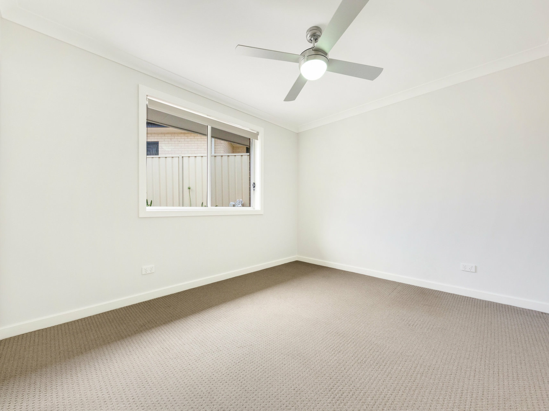 1/61 Clayton Crescent, RUTHERFORD
