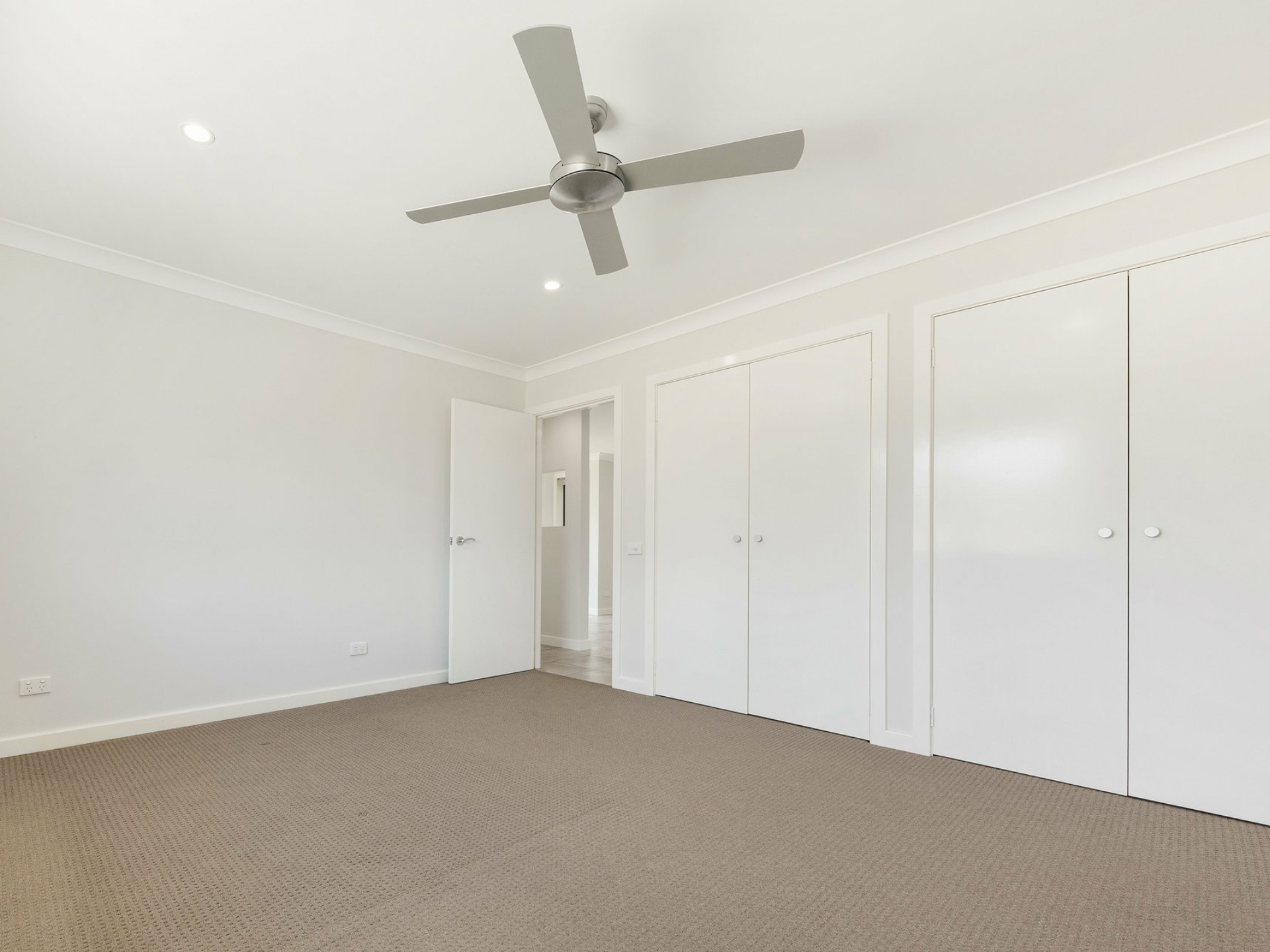 1/61 Clayton Crescent, RUTHERFORD