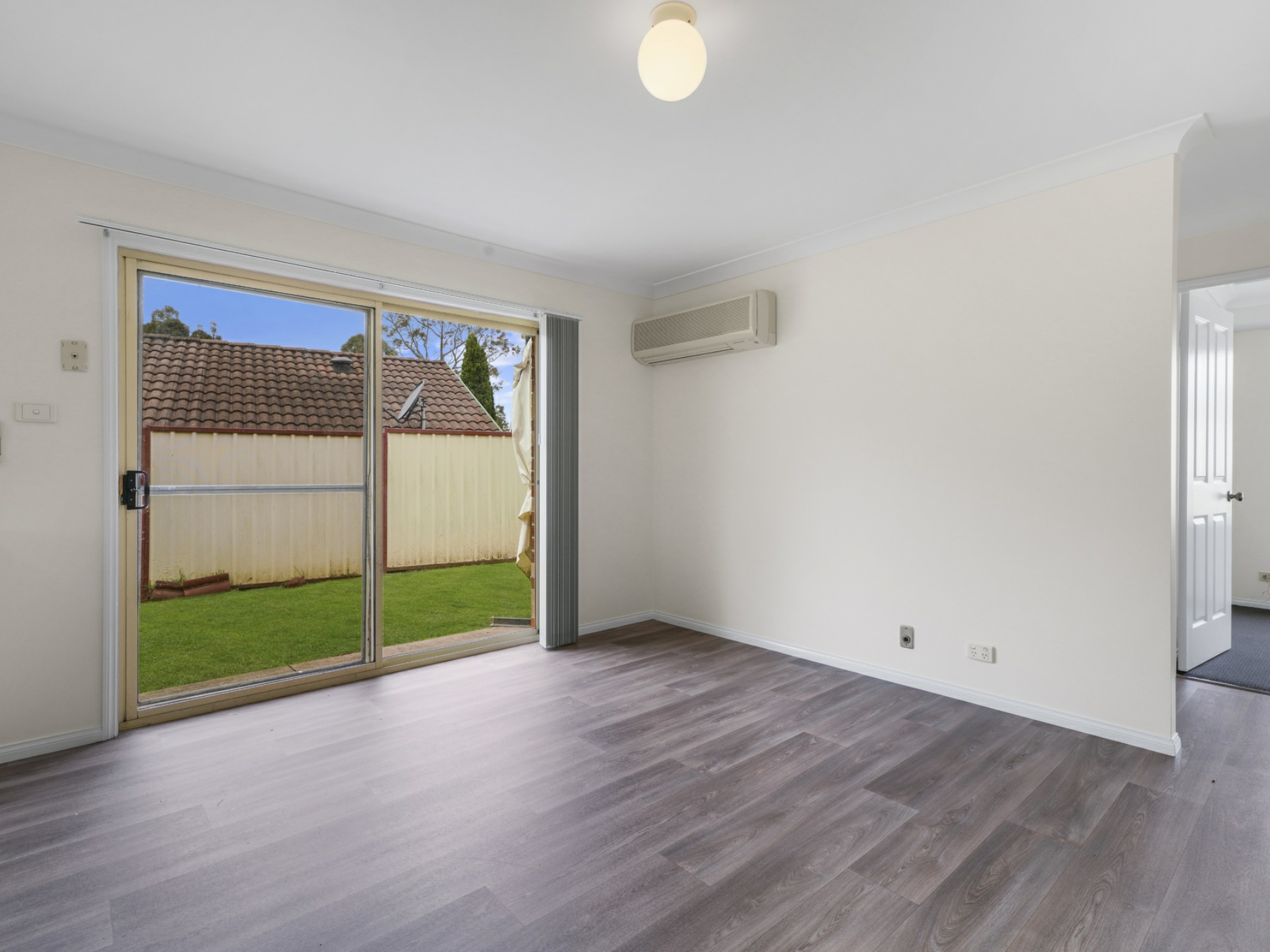21 Coburn Circuit, METFORD