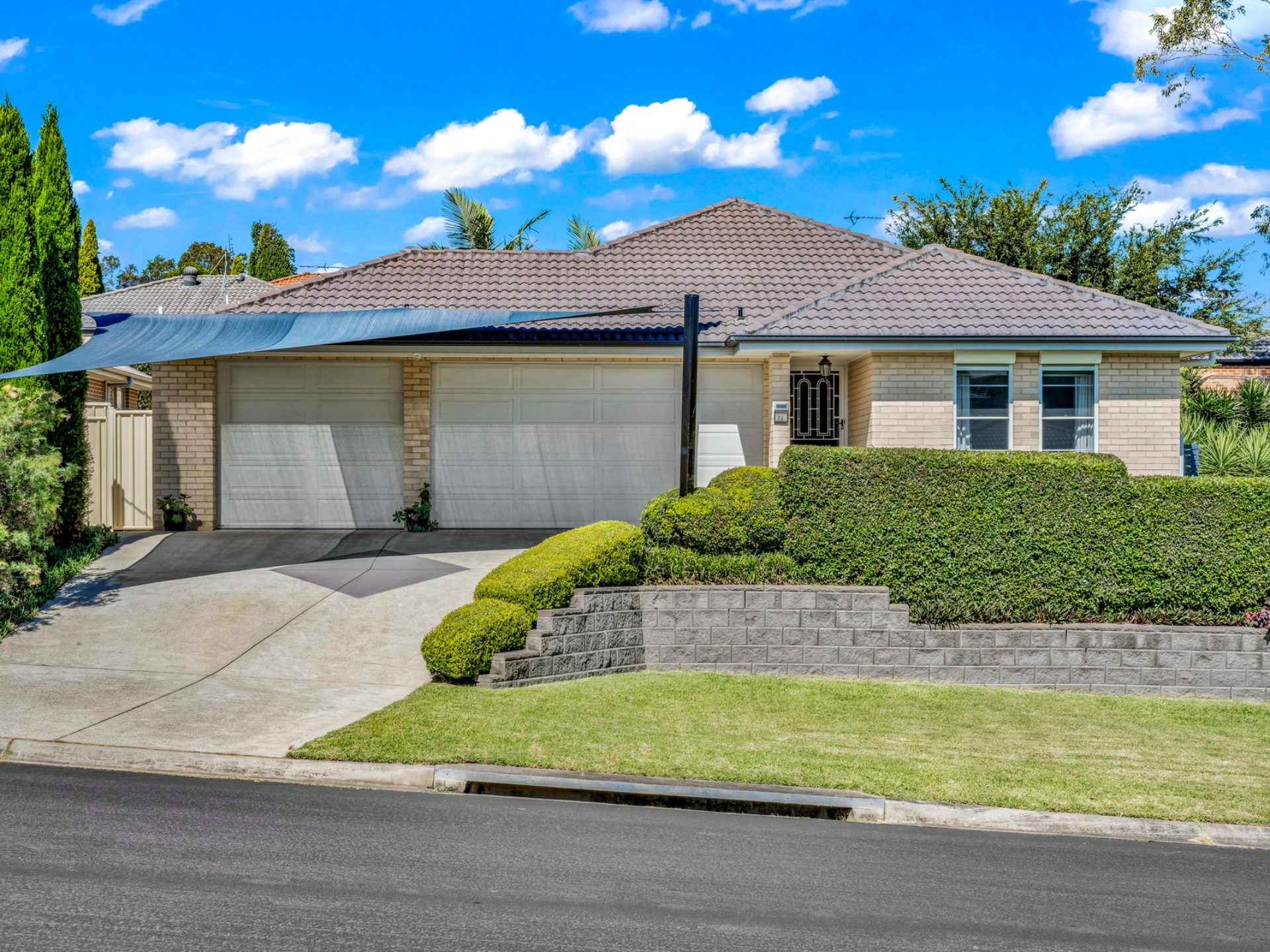 73 Clayton Crescent, RUTHERFORD