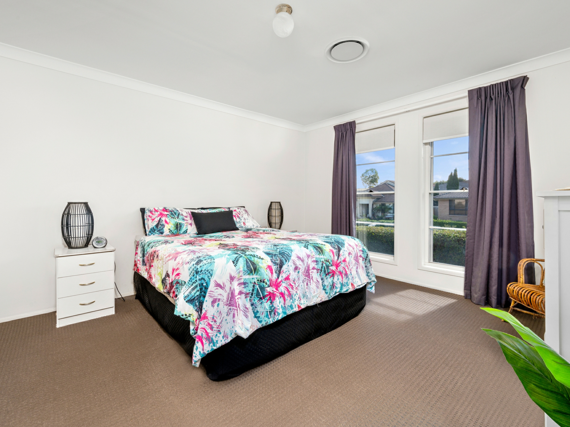 73 Clayton Crescent, RUTHERFORD