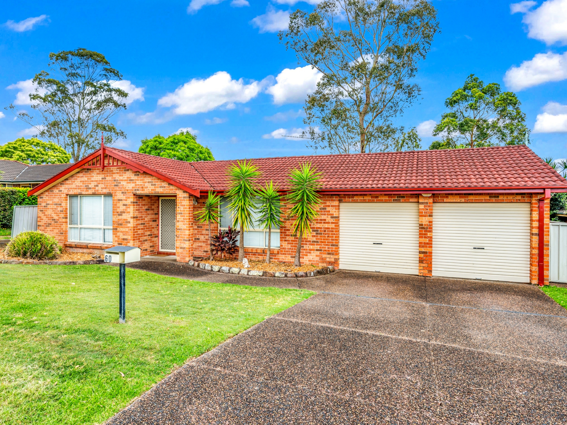 60 Government Road, Thornton
