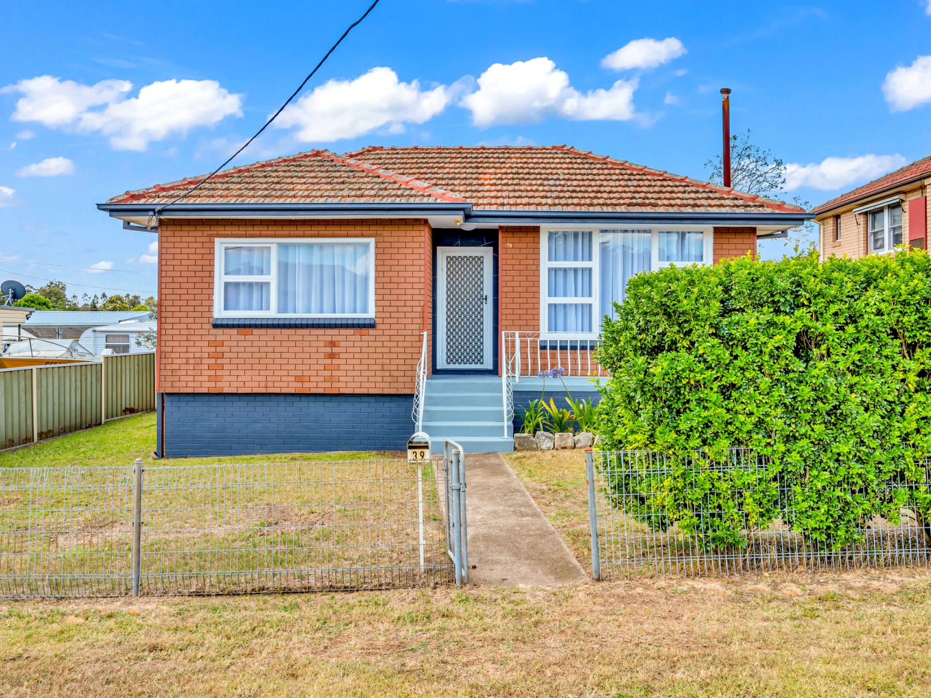 39 Second Avenue, Rutherford