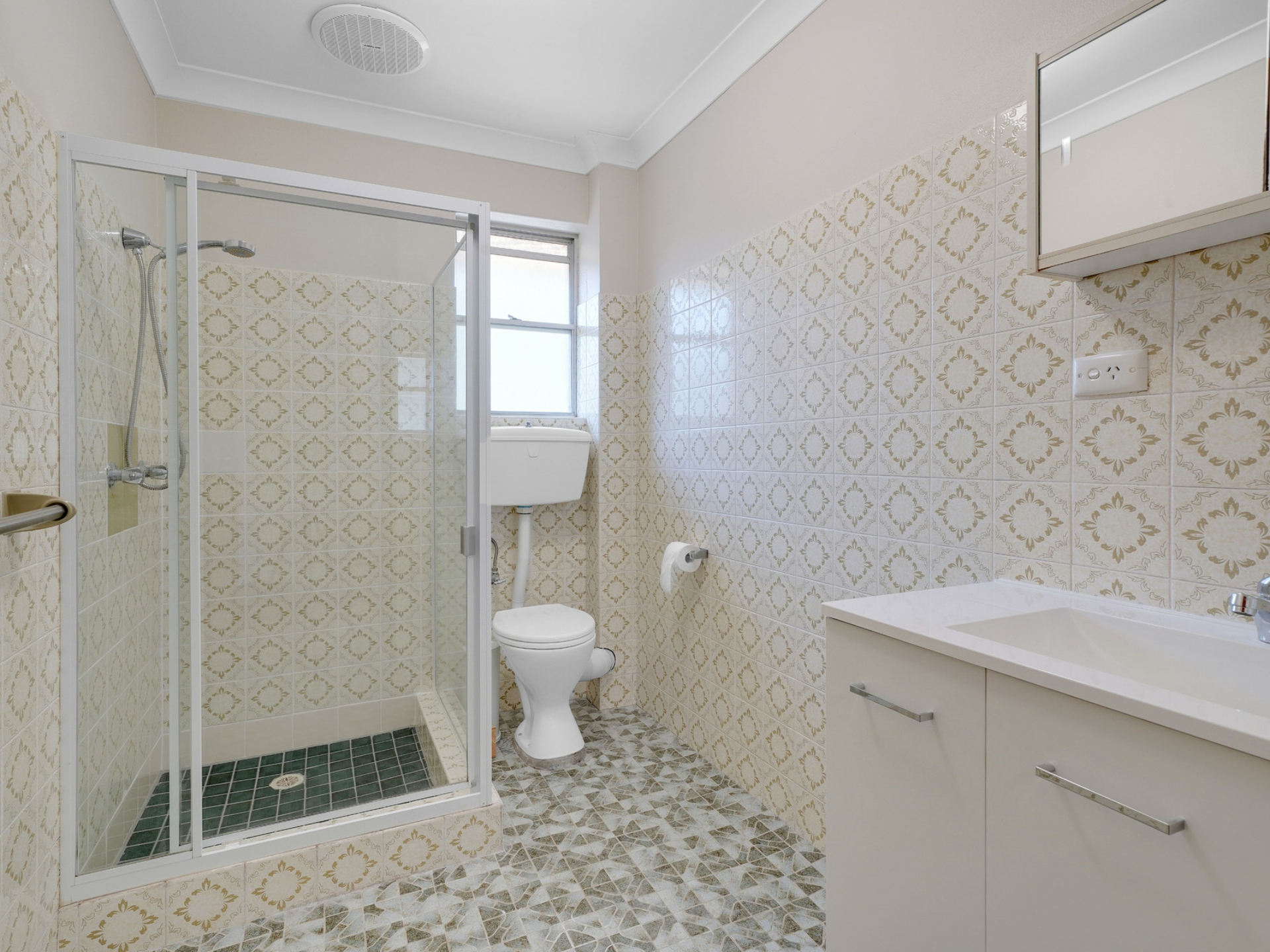 2/19 Blackett Close, EAST MAITLAND