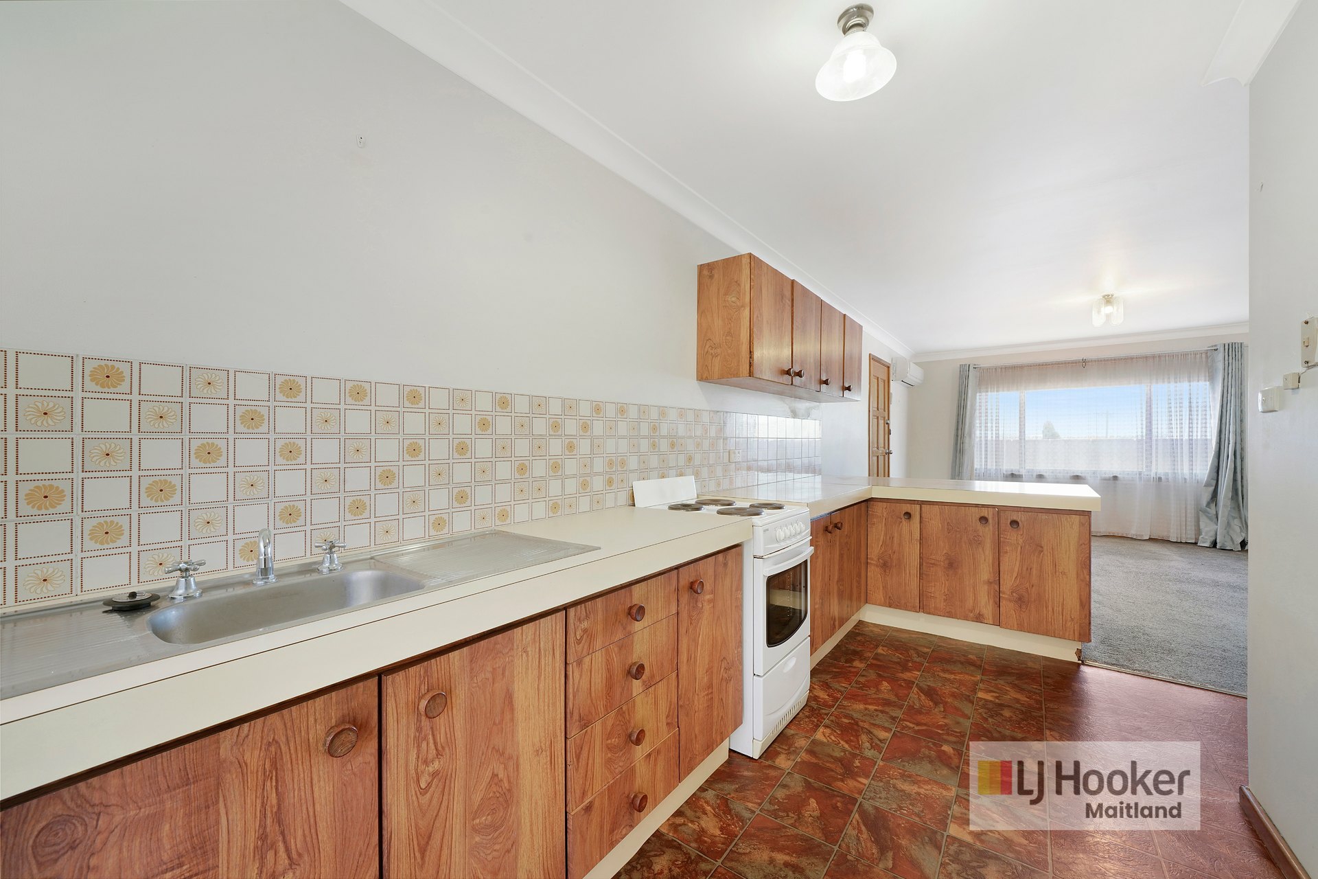 2/6 Glover Street, EAST MAITLAND