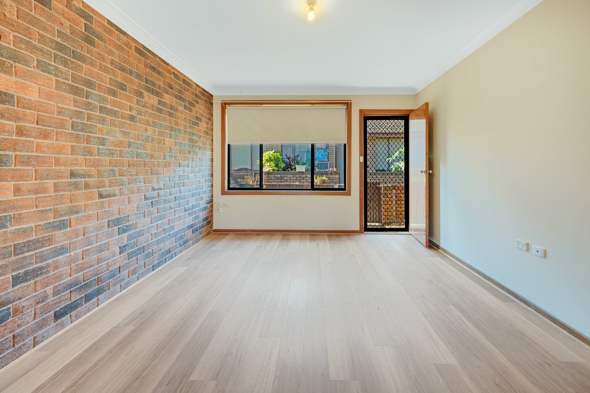 2/11 Waller Street, EAST MAITLAND