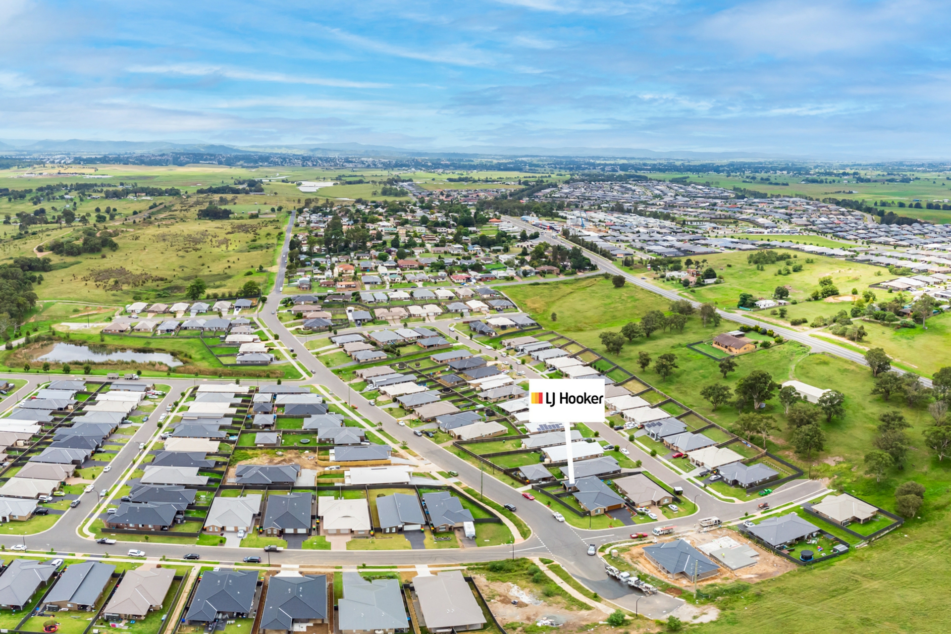 37 Auburn Street Gillieston Heights NSW - Property Details - LJ Hooker