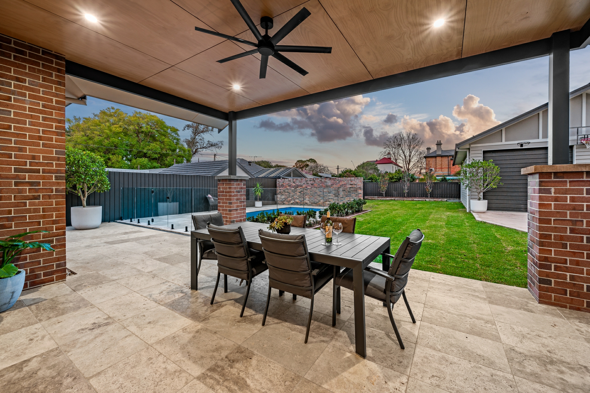 29 Roxburgh Street, LORN
