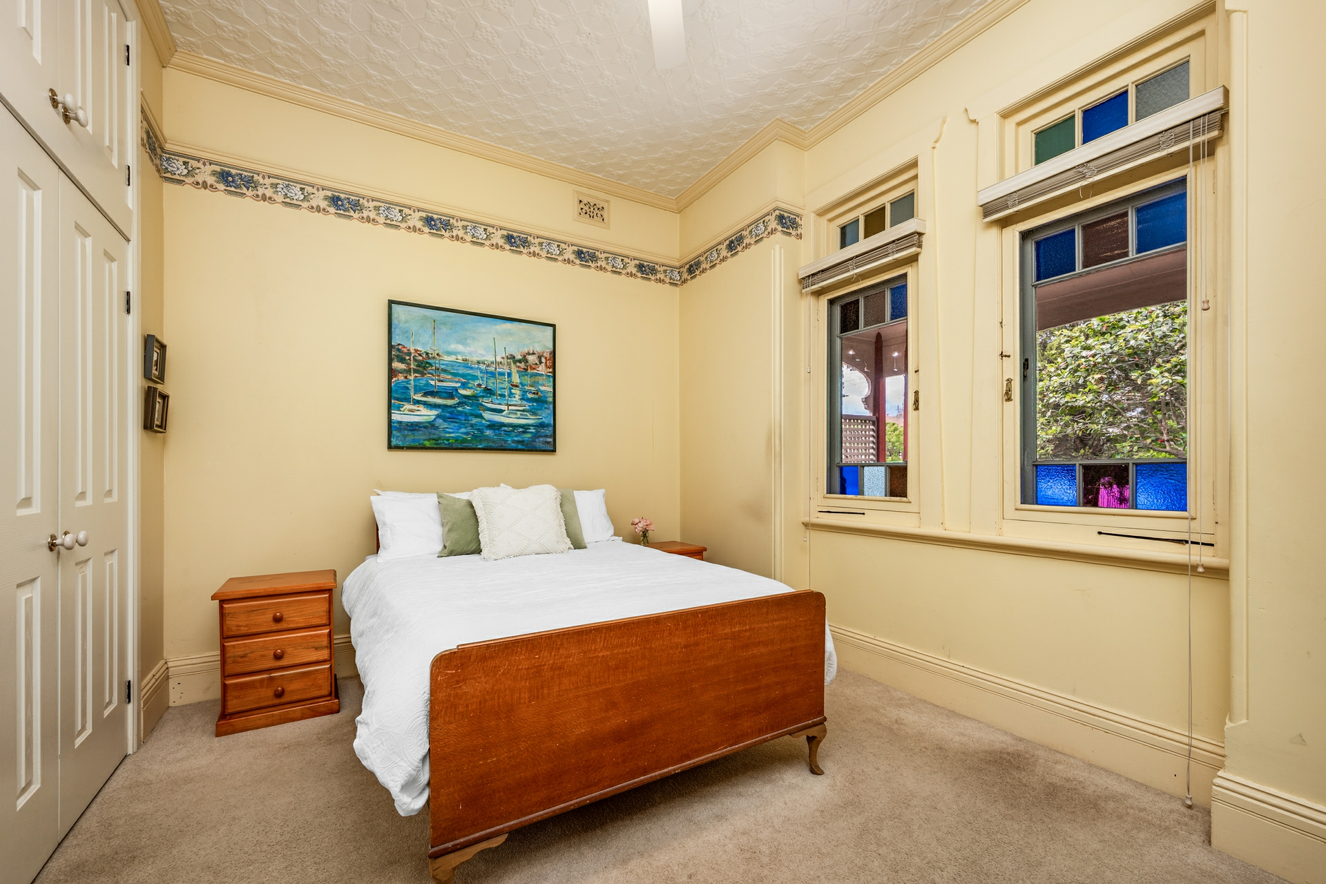 18 Queen Street, LORN