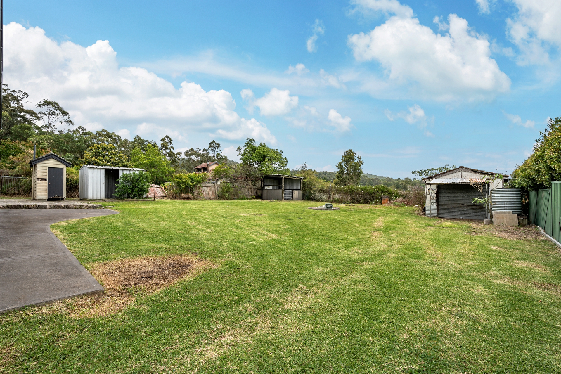 7 Blue Gum Close, STOCKRINGTON