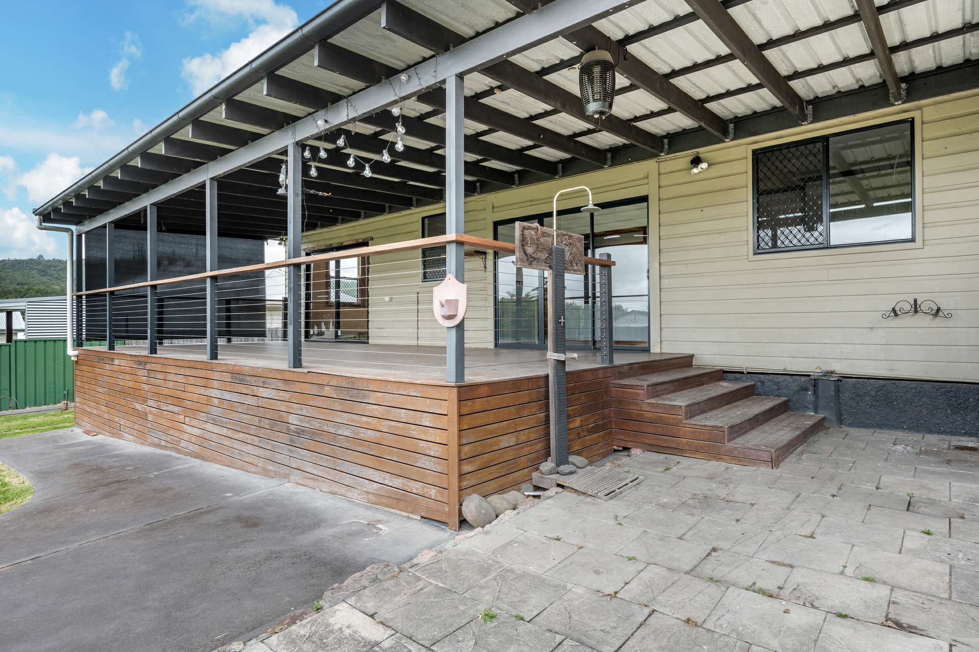 7 Blue Gum Close, STOCKRINGTON