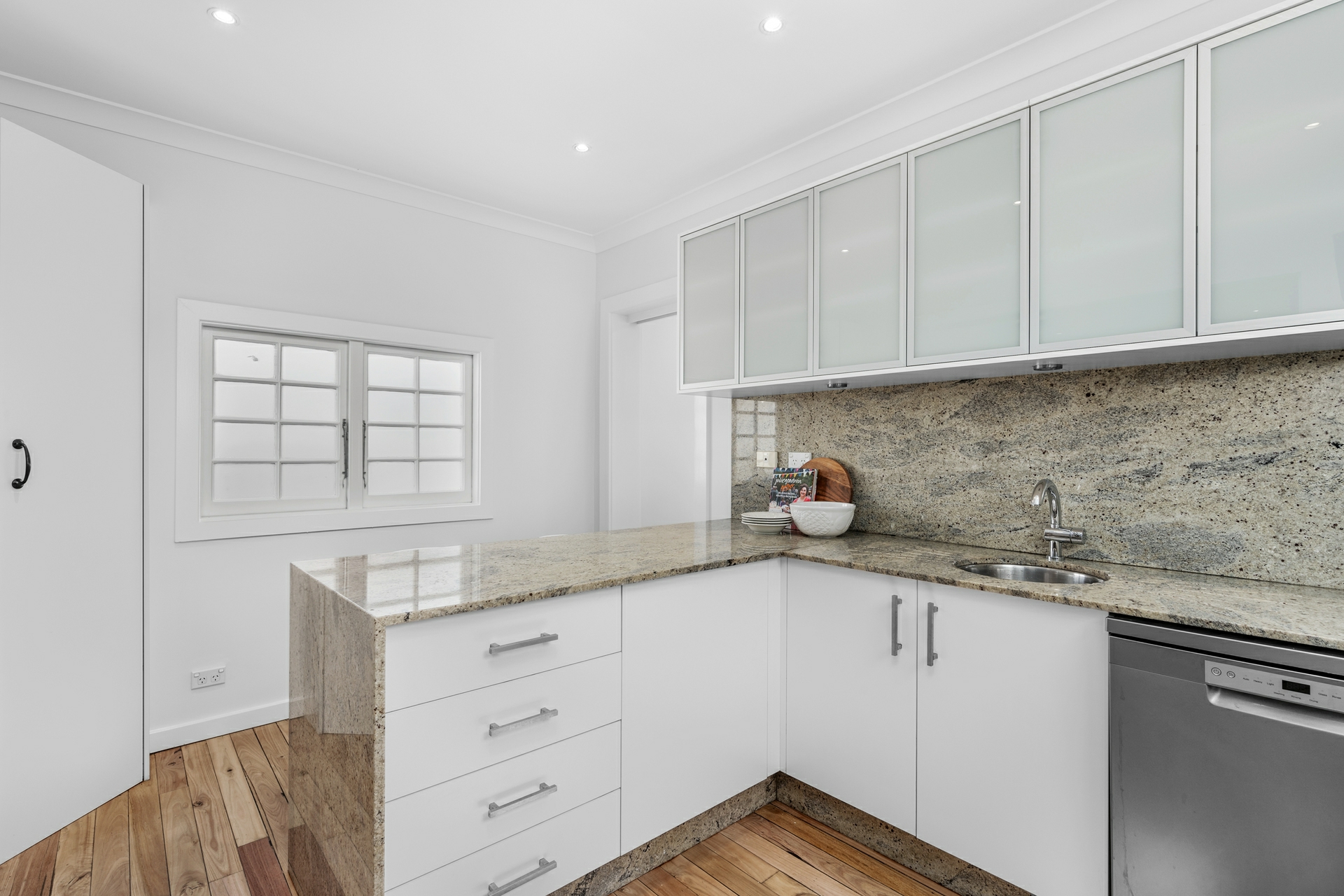 38 Roxburgh Street, LORN
