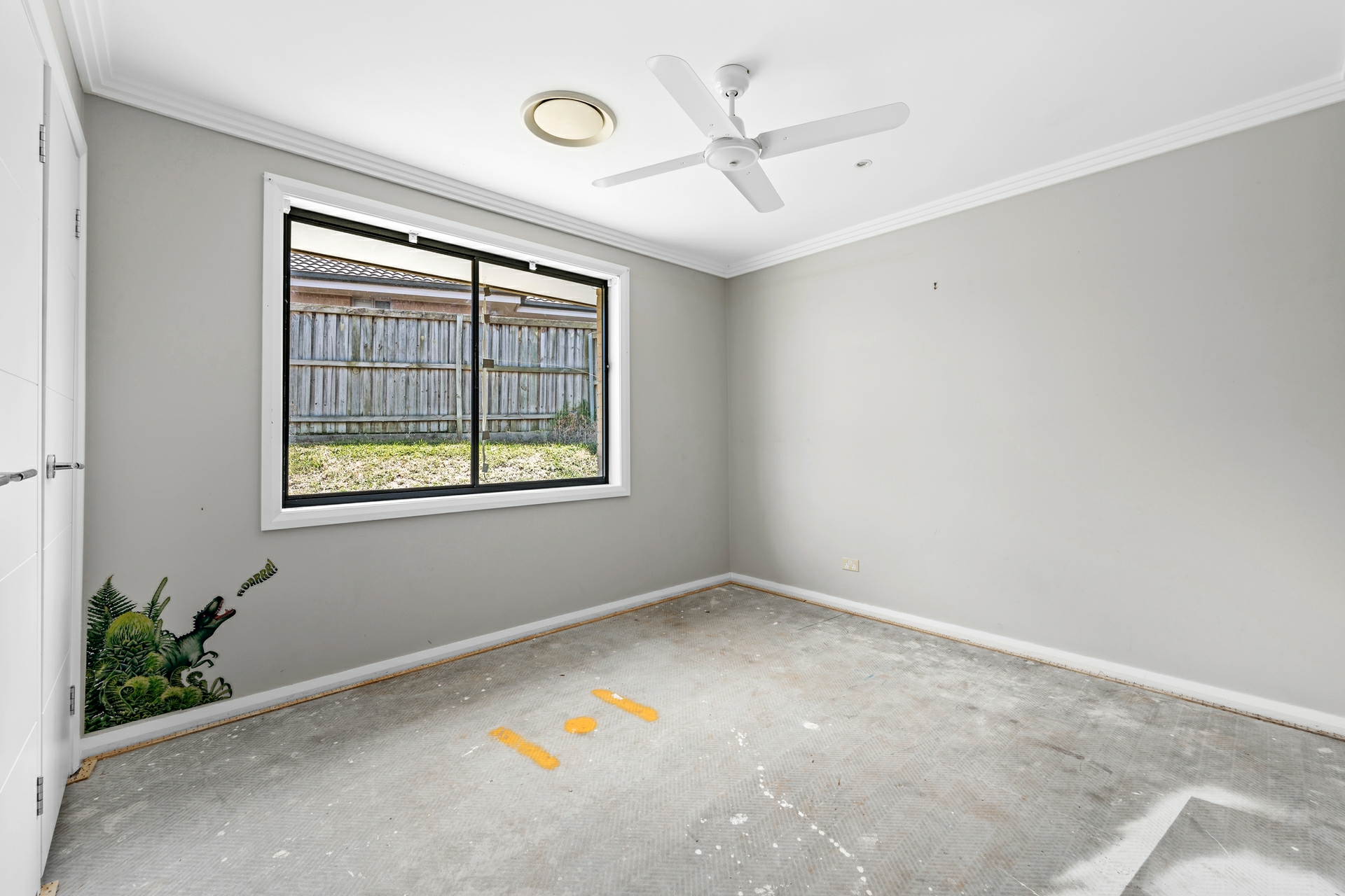 8 Champion Crescent, GILLIESTON HEIGHTS