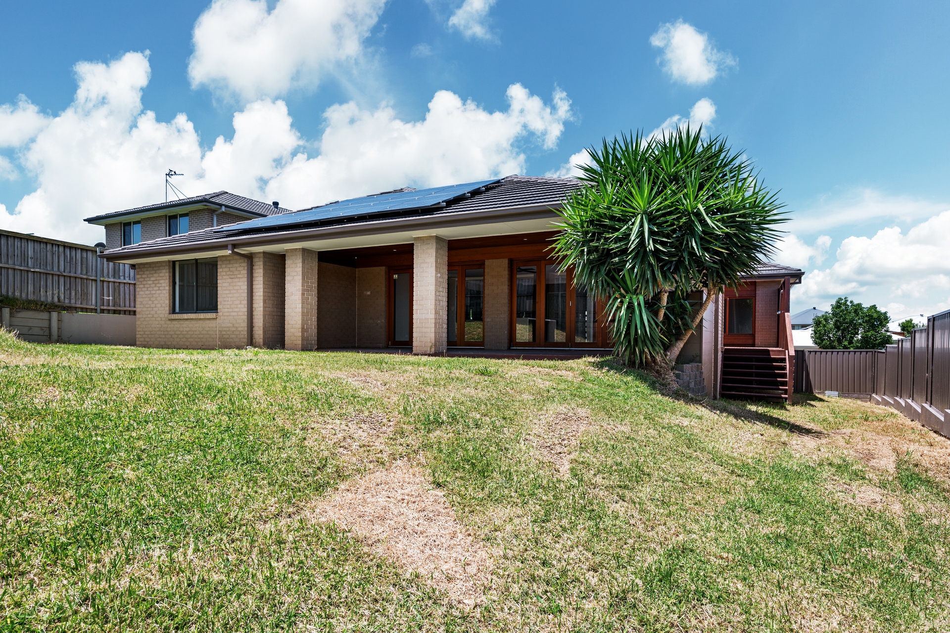 8 Champion Crescent, GILLIESTON HEIGHTS
