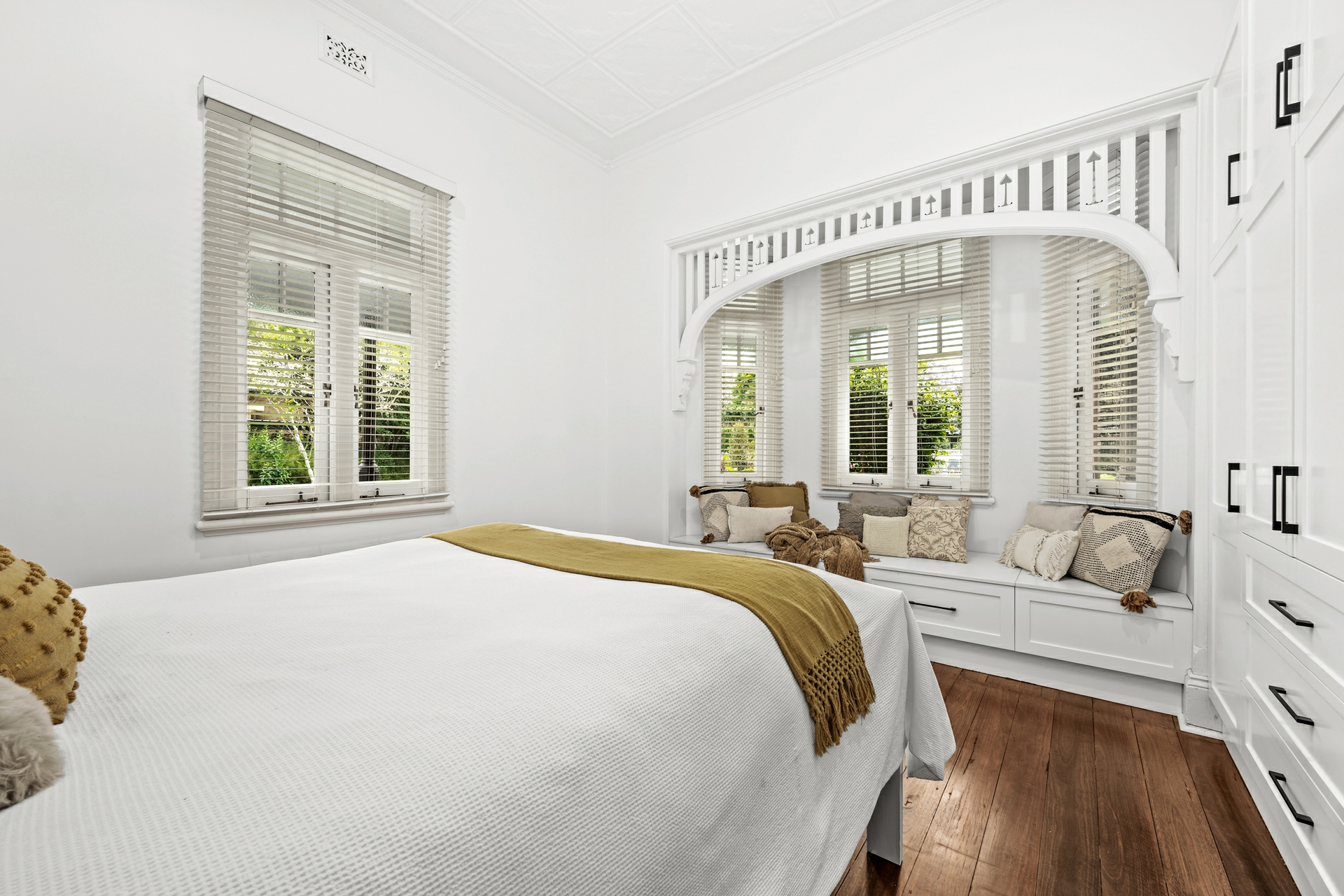 81 Belmore Road, LORN