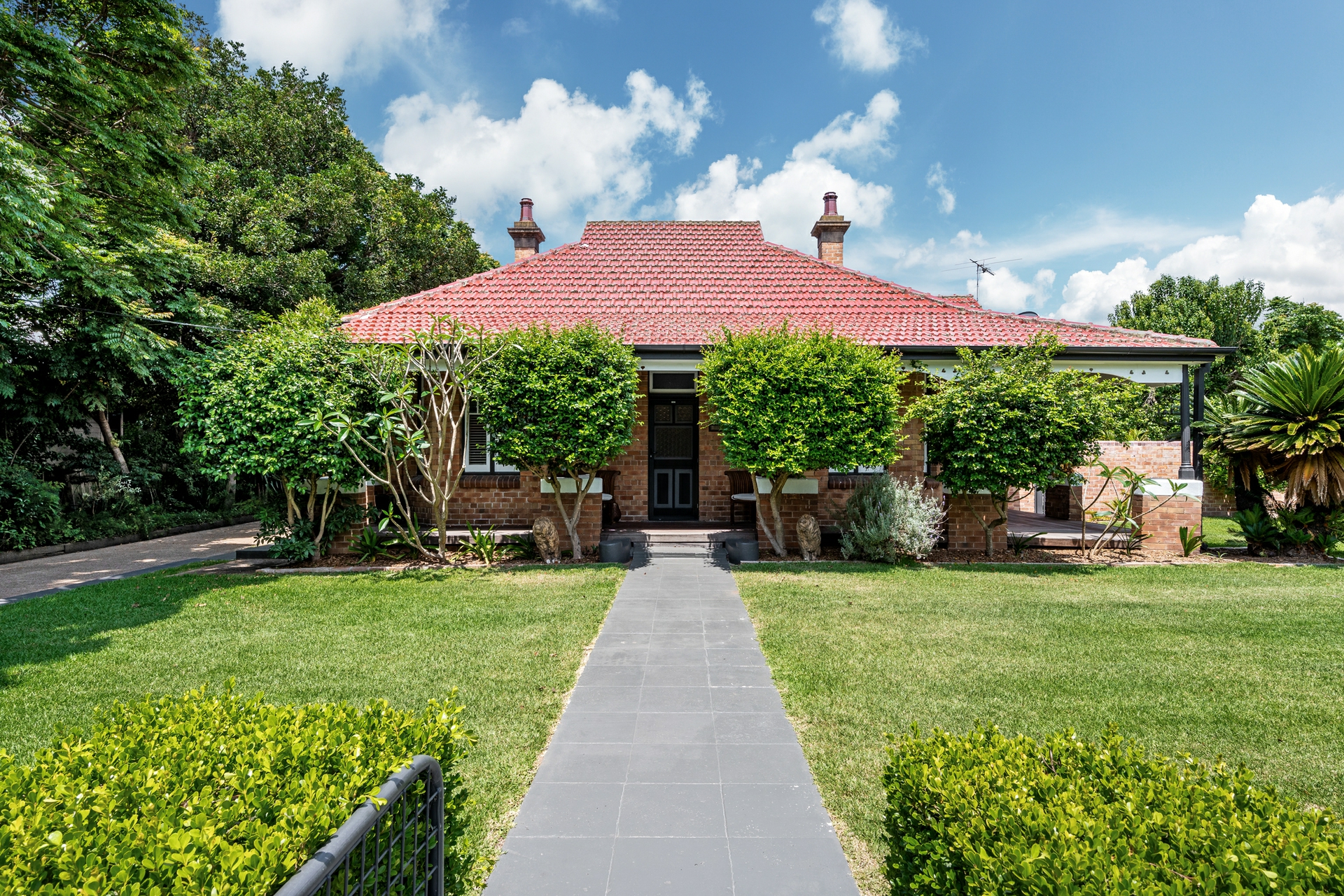 81 Belmore Road, LORN