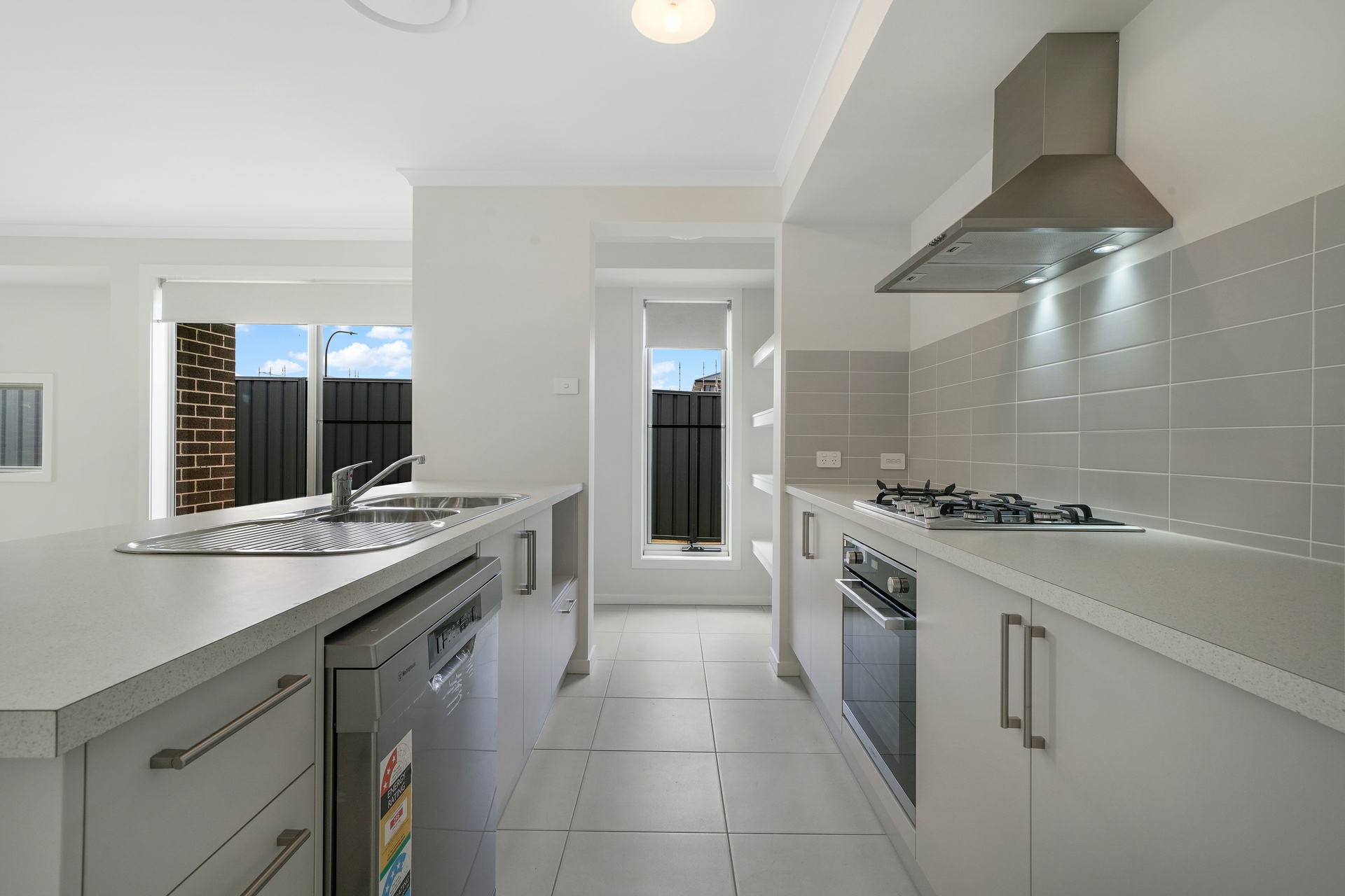 19 Springfield Drive, LOCHINVAR
