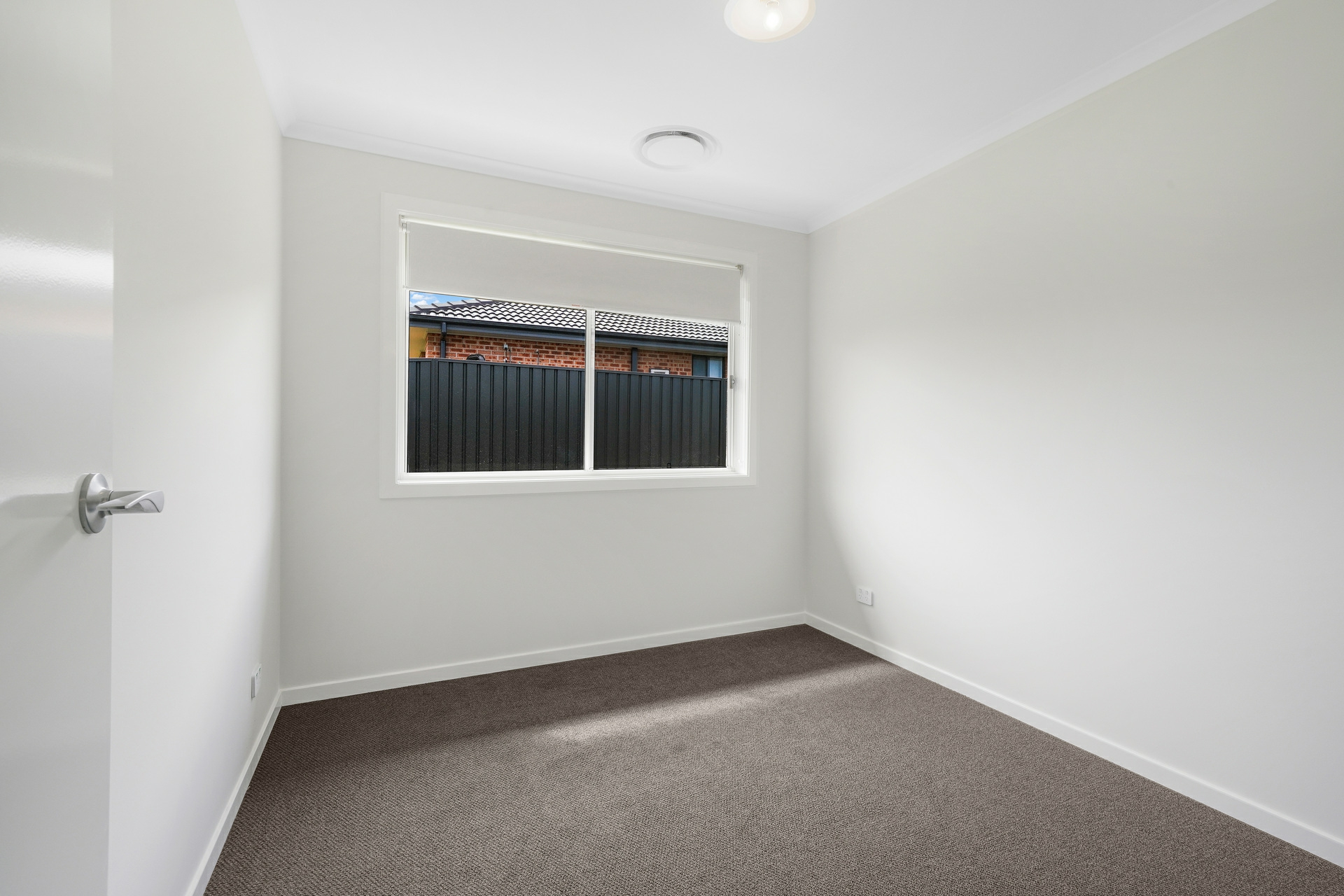 19 Springfield Drive, LOCHINVAR