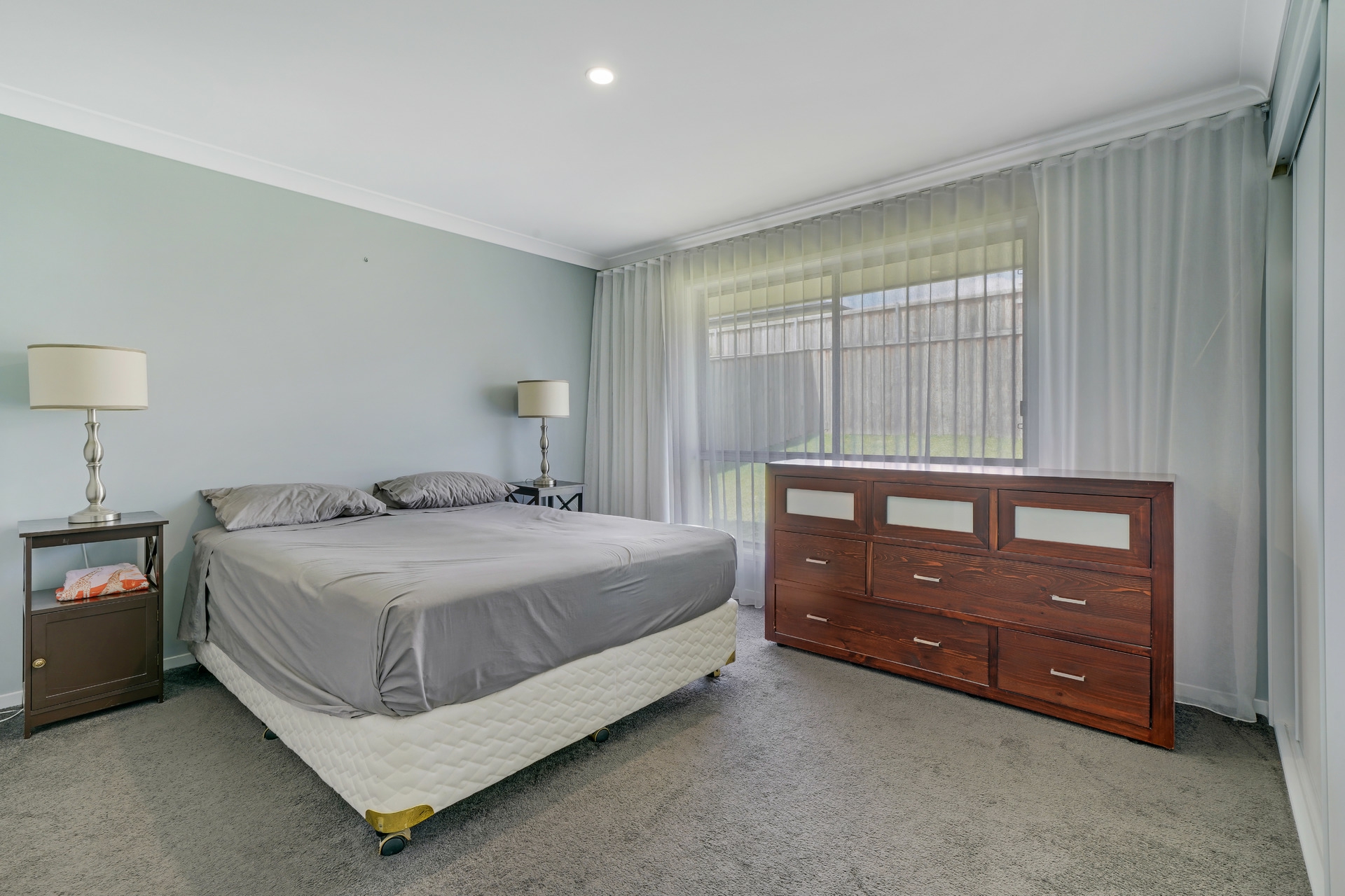 29 Golden Whistler Avenue, ABERGLASSLYN