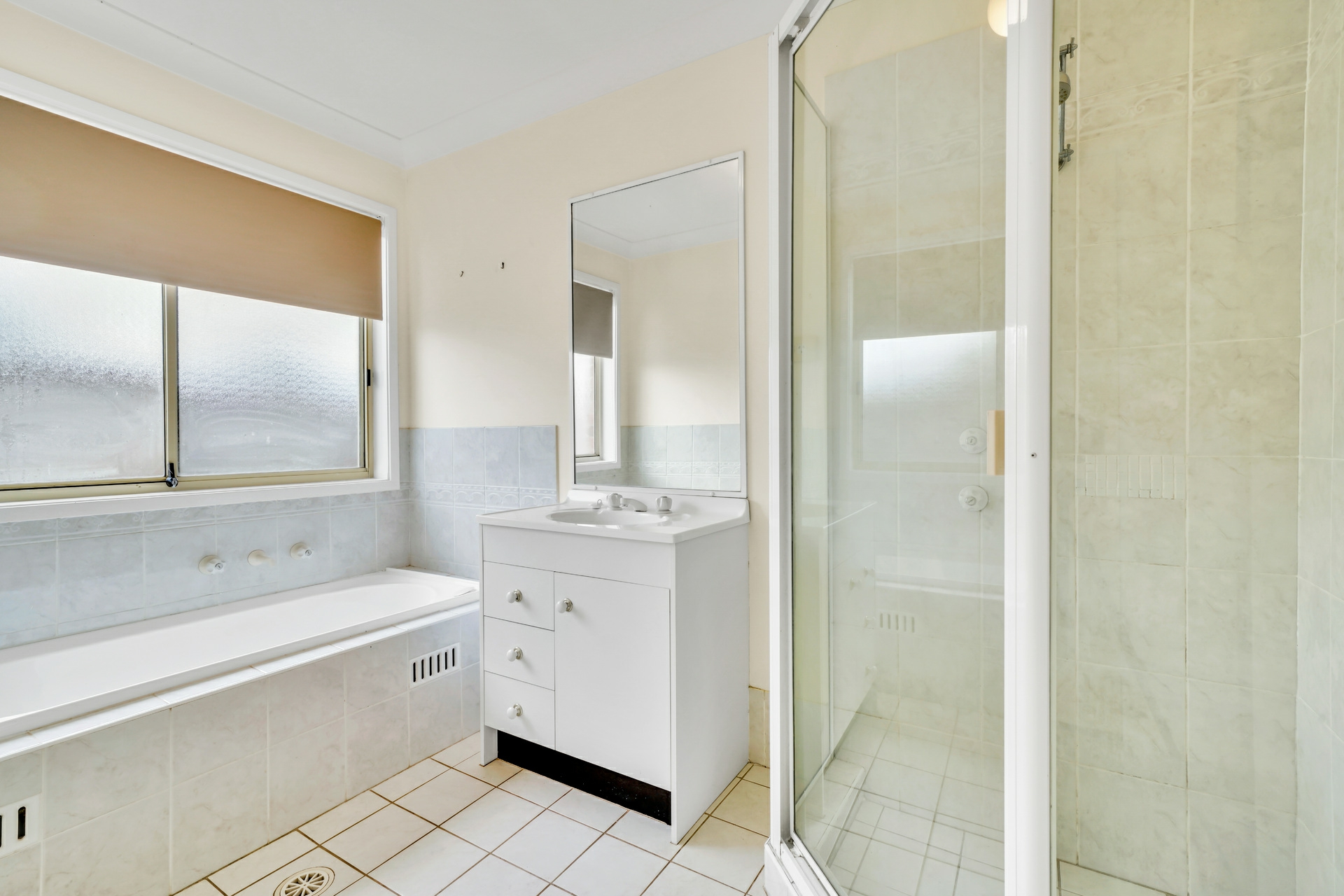 16 Vintage Drive, GILLIESTON HEIGHTS