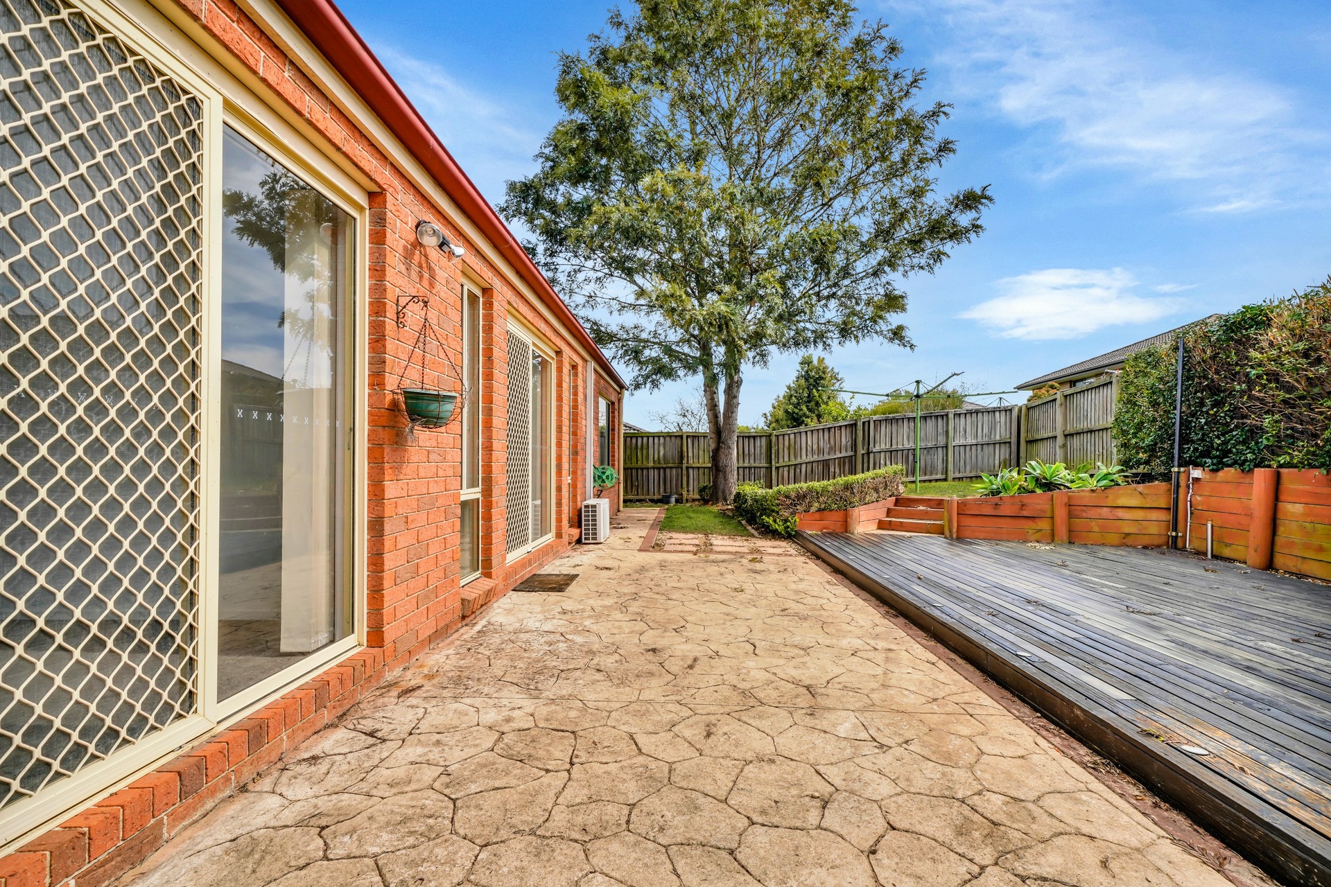 16 Vintage Drive, GILLIESTON HEIGHTS