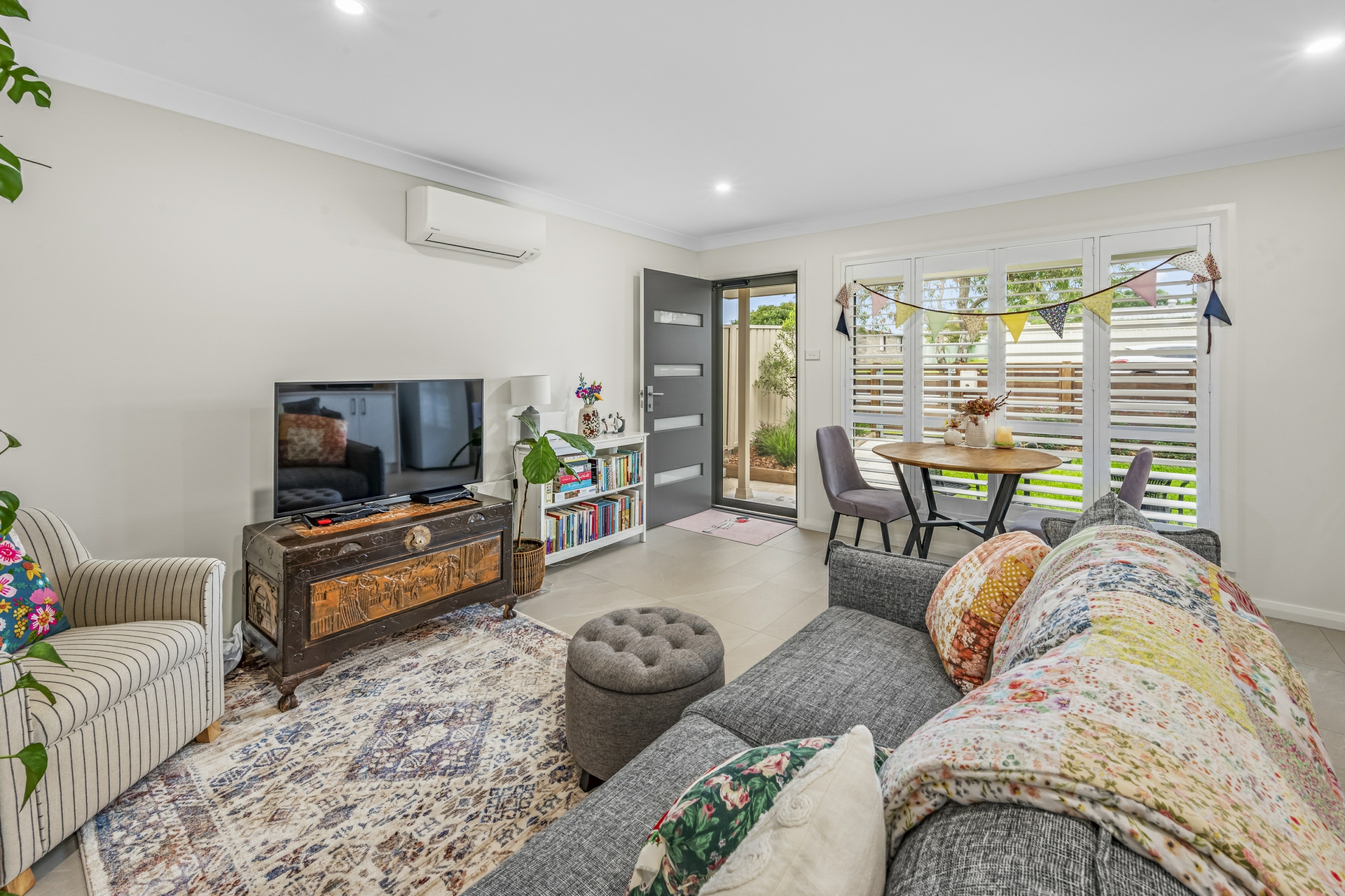 6 & 6a Ellesmere Street, THORNTON