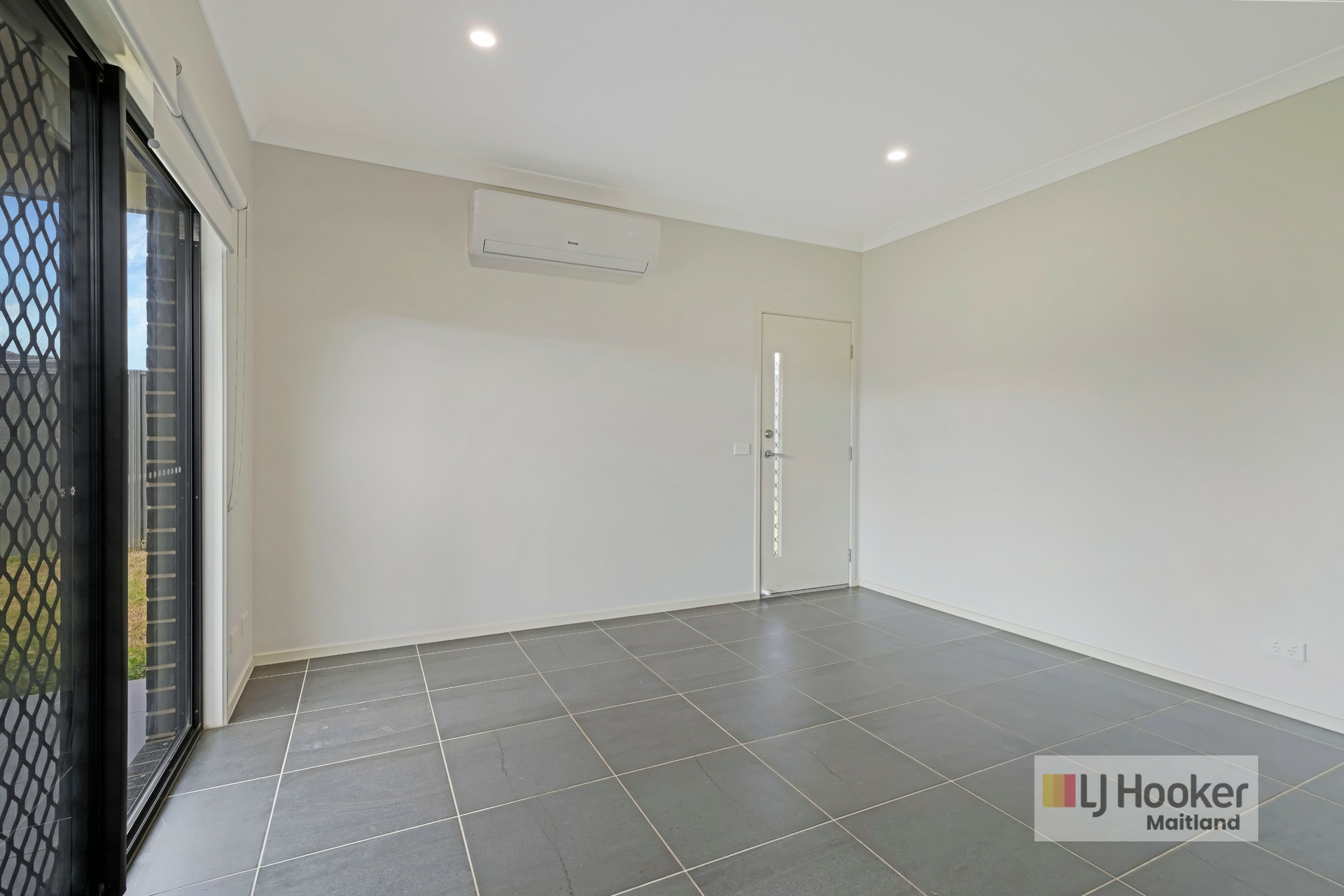 20A Tourmaline Drive, RUTHERFORD