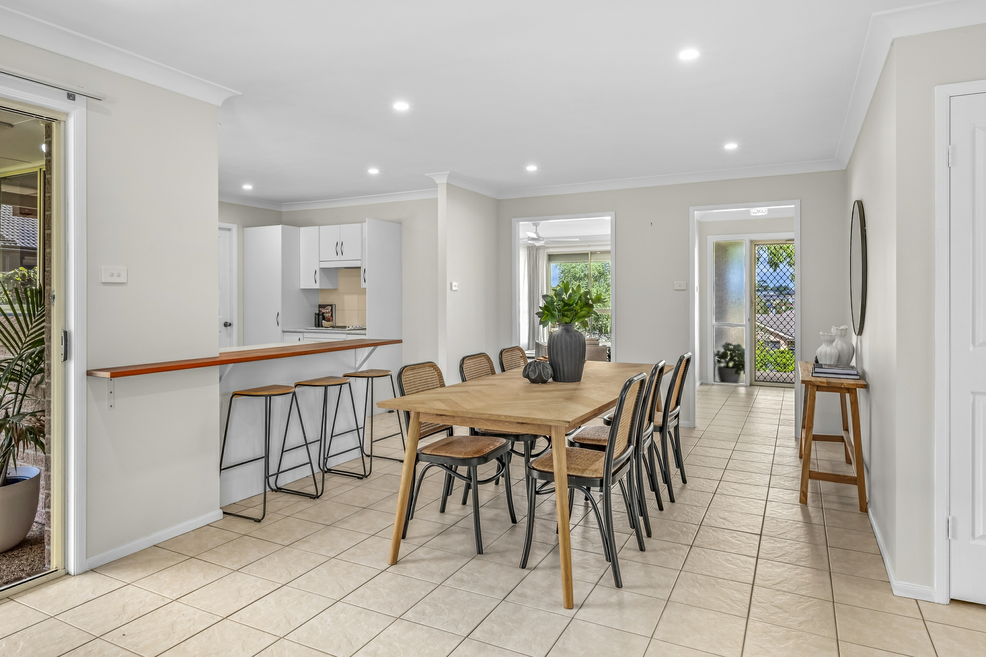 242 Denton Park Drive, ABERGLASSLYN