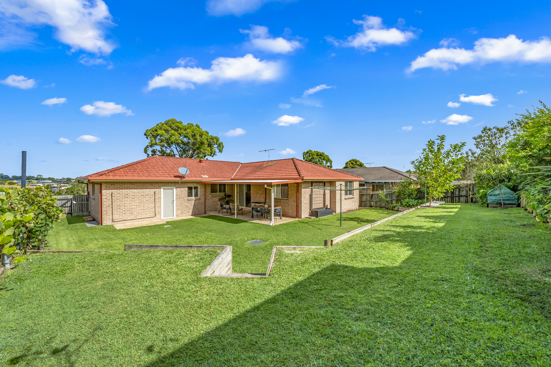 242 Denton Park Drive, ABERGLASSLYN