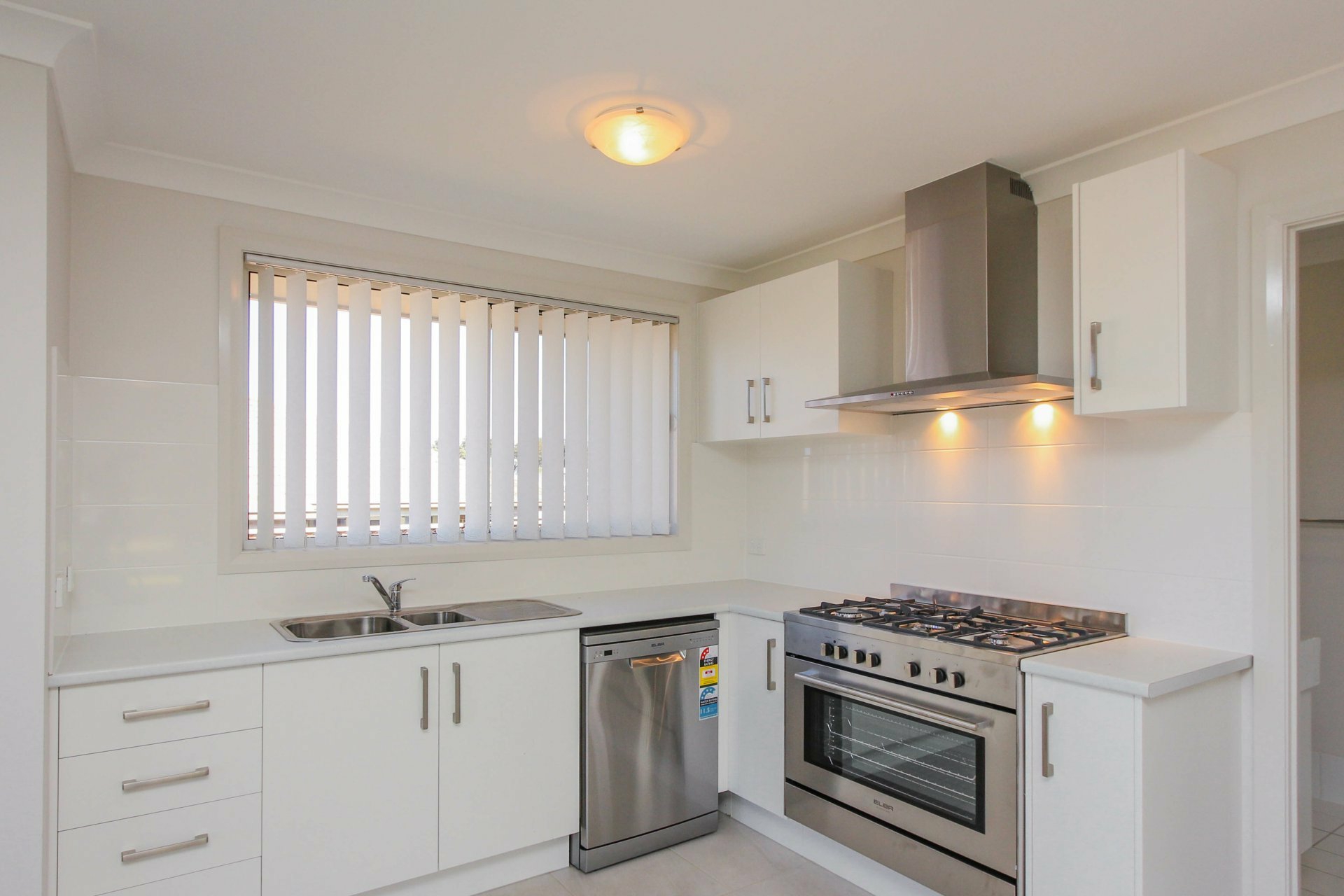 2/1 Lavender Close, GILLIESTON HEIGHTS