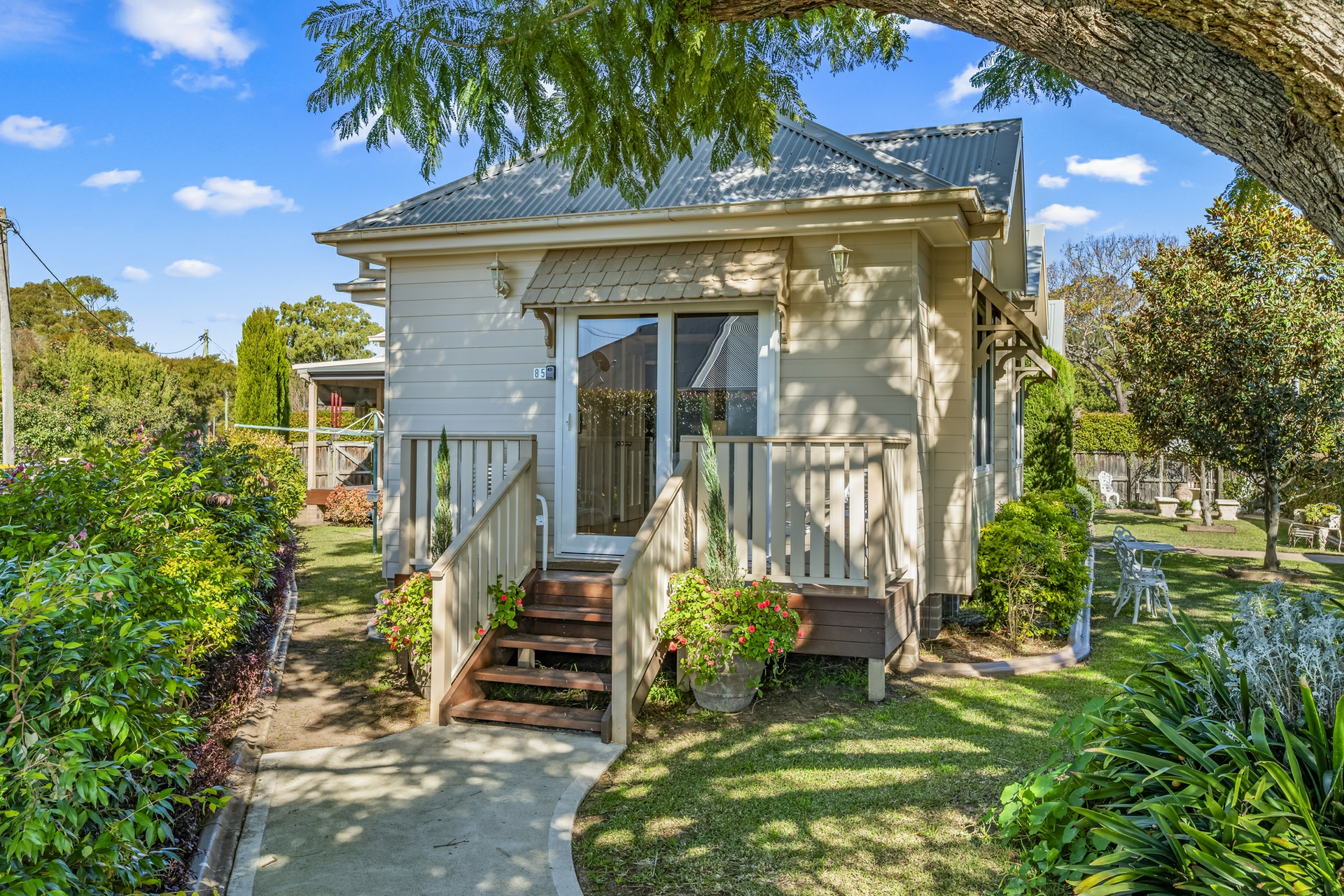 85 Belmore Road, LORN
