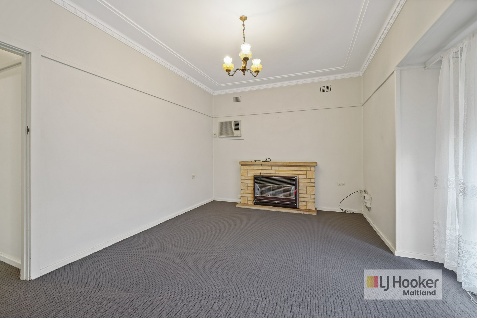4 Hughes Street, EAST MAITLAND