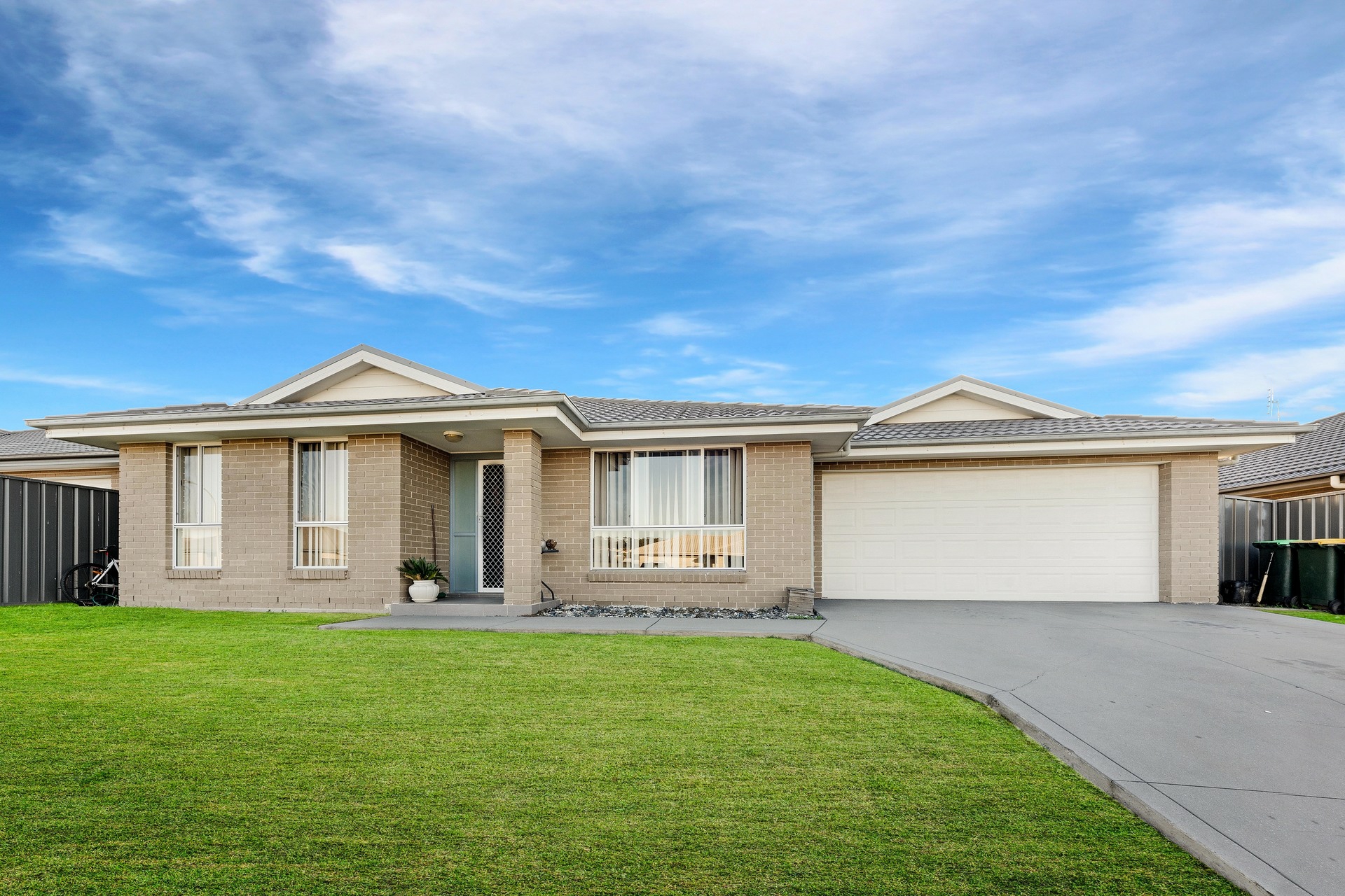 13 Hepburn Close, Rutherford