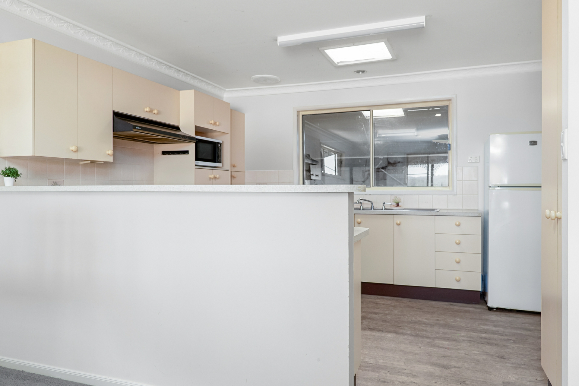 8 Leconfield Road — photo 8 of 18