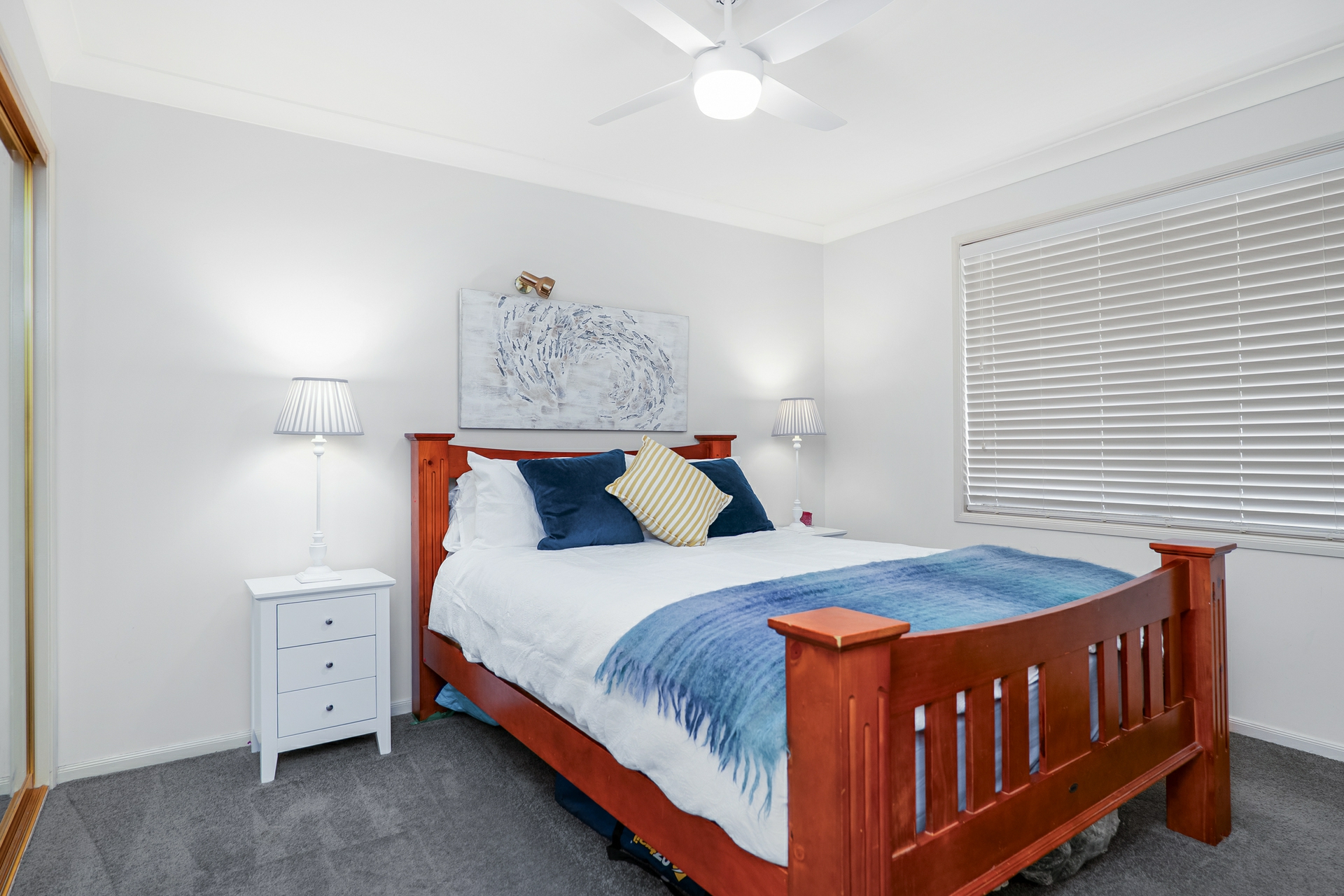 8 Leconfield Road — photo 11 of 18