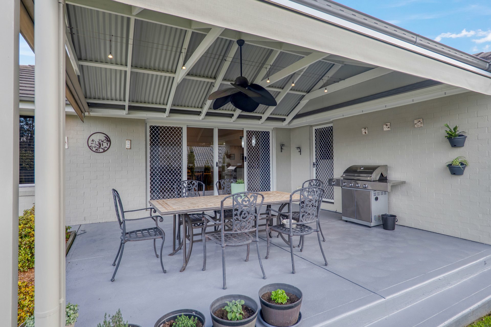 17 Stanley Close — photo 20 of 24