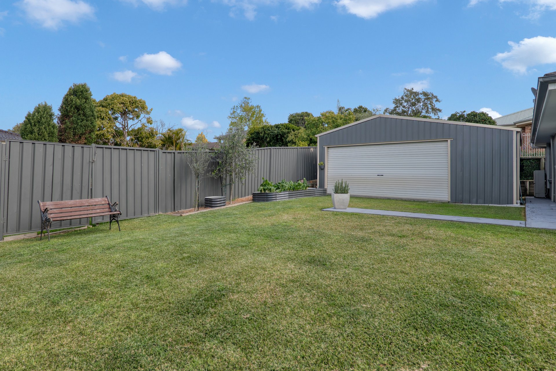 17 Stanley Close — photo 21 of 24