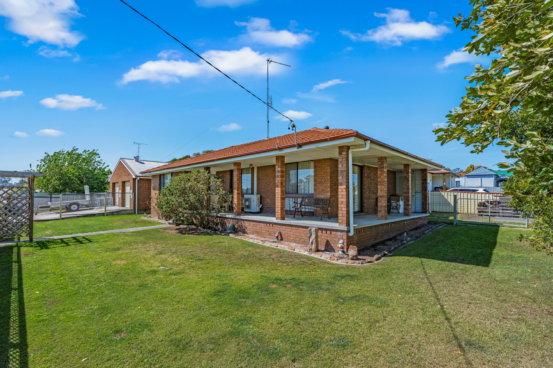 31 Hunter Street — photo 16 of 17