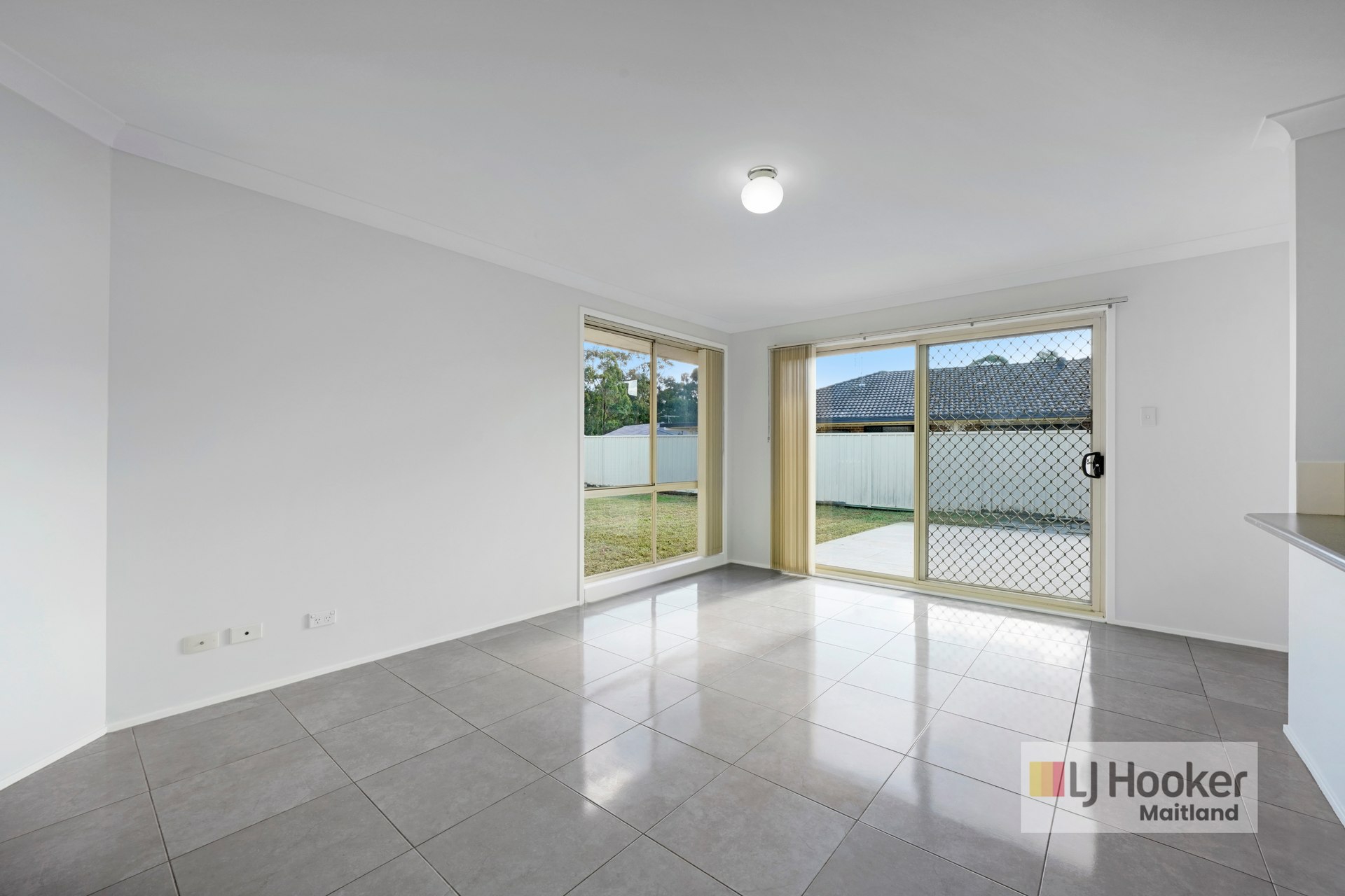 22 Drysdale Crescent — photo 5 of 15